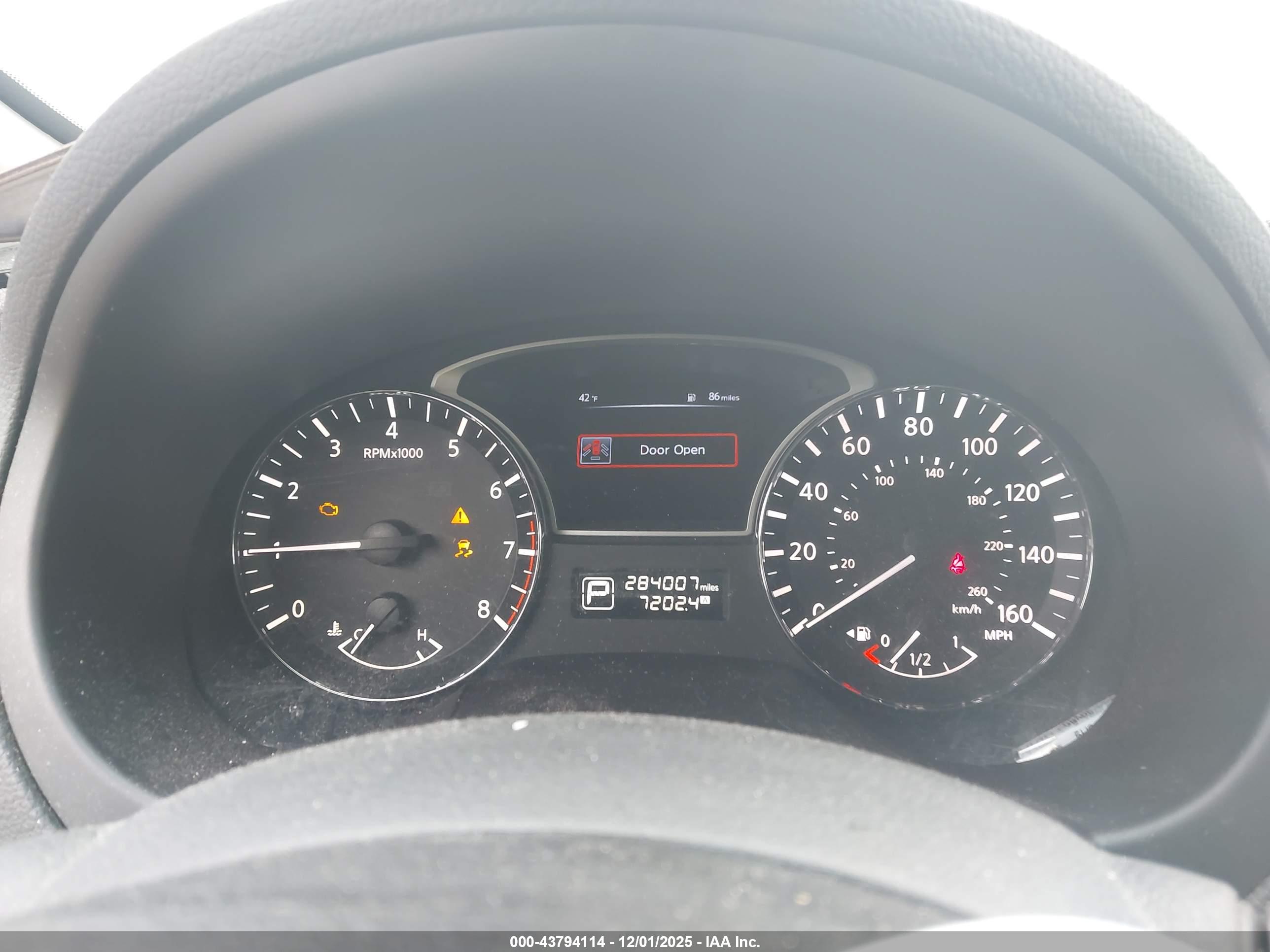 NISSAN ALTIMA image 7
