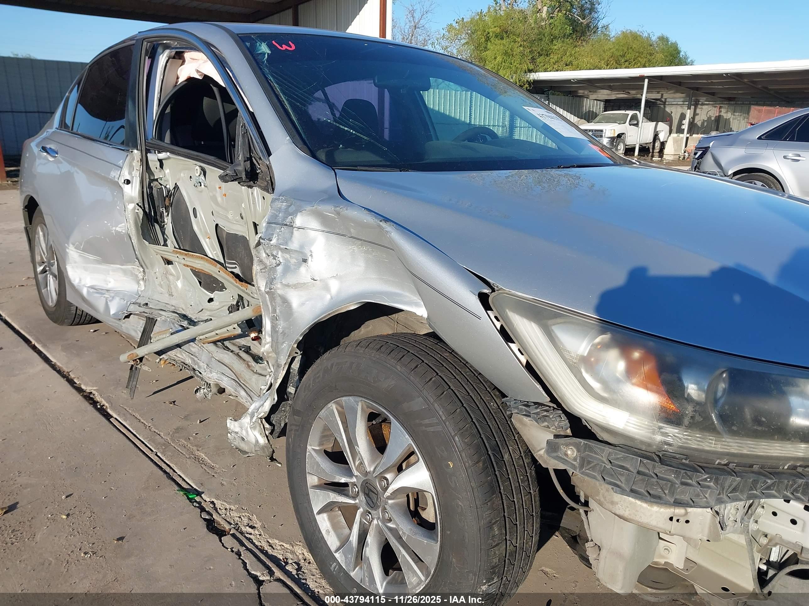 HONDA ACCORD image 6