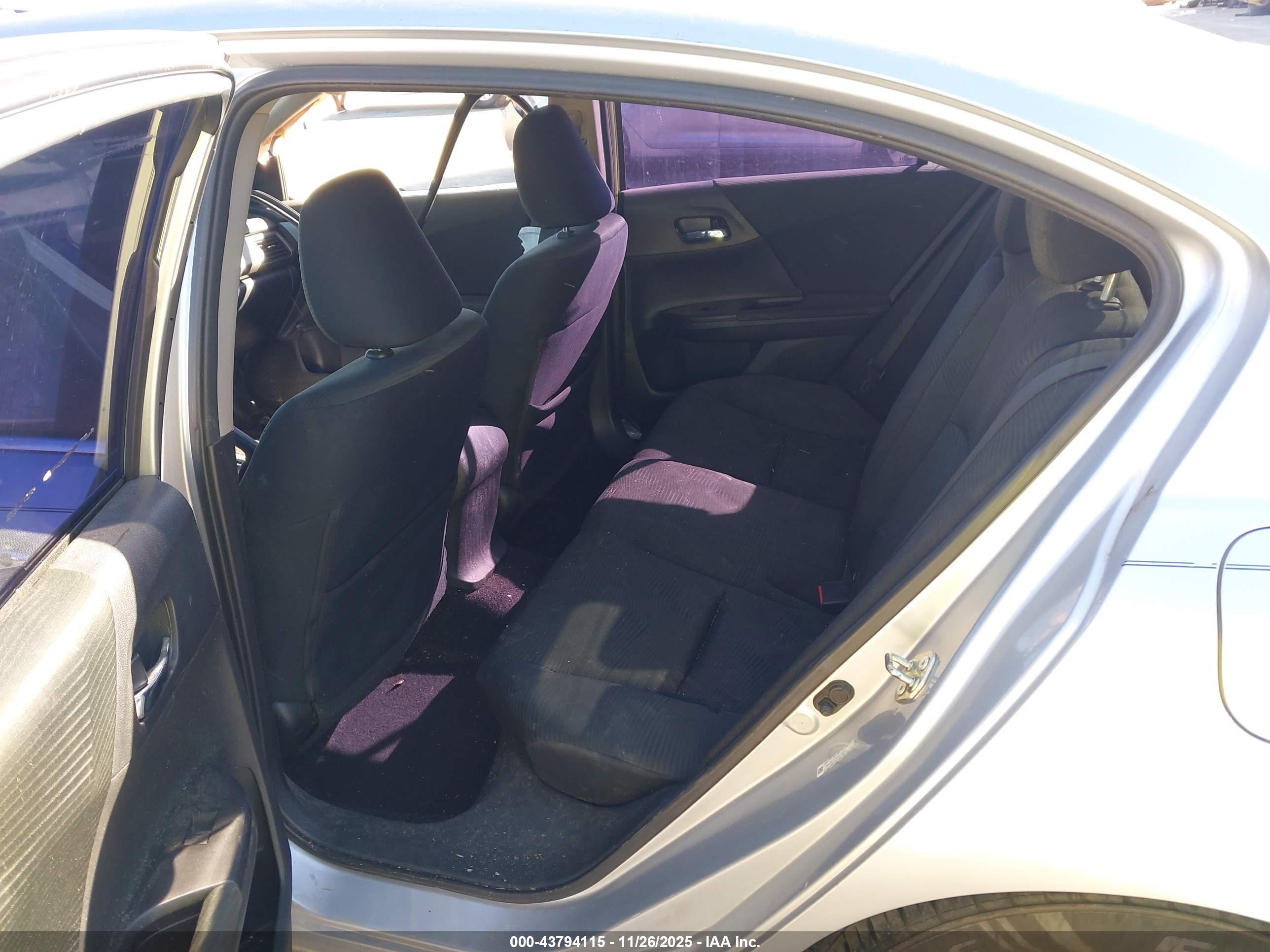 HONDA ACCORD image 8