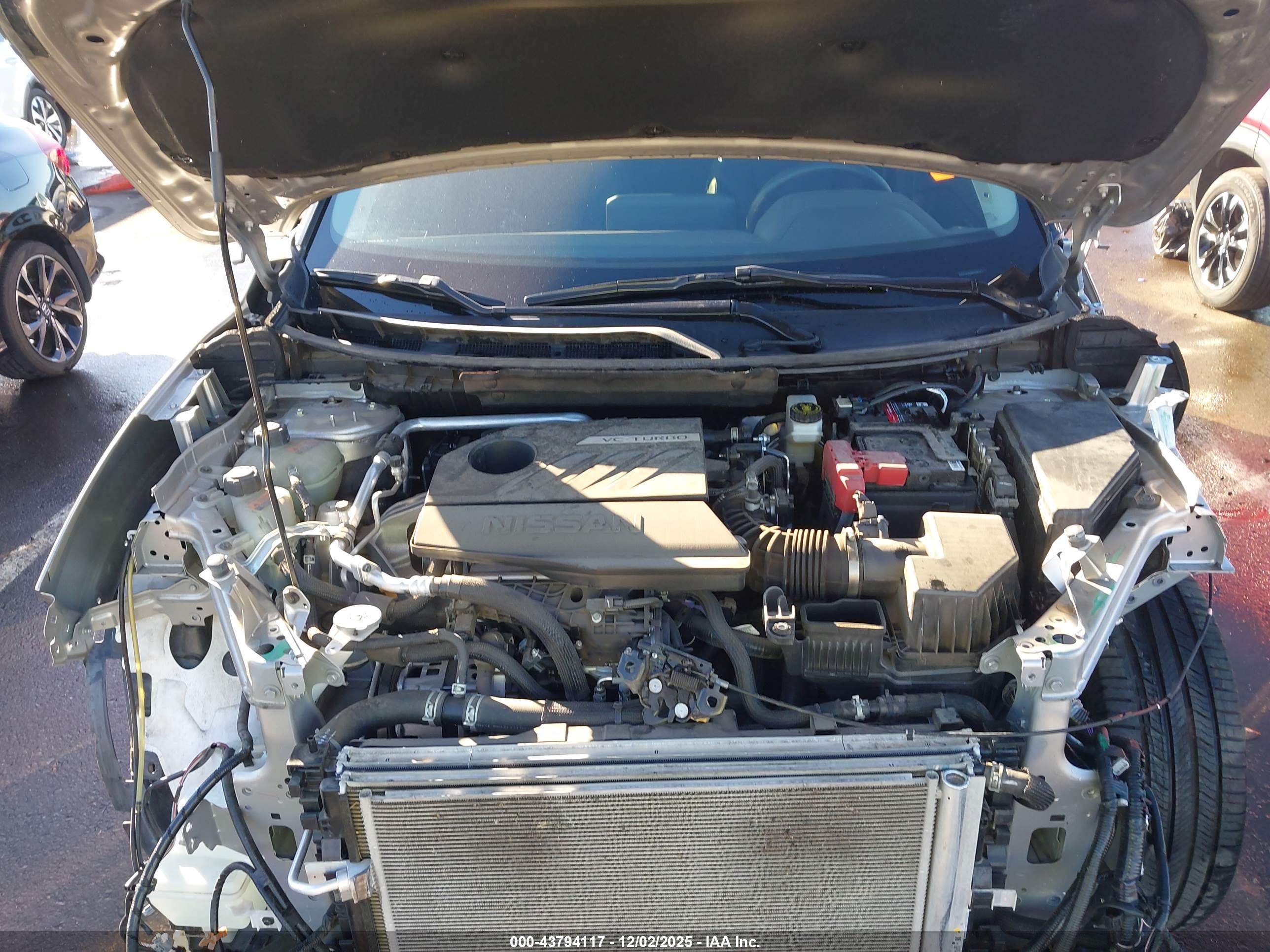 NISSAN ROGUE image 10