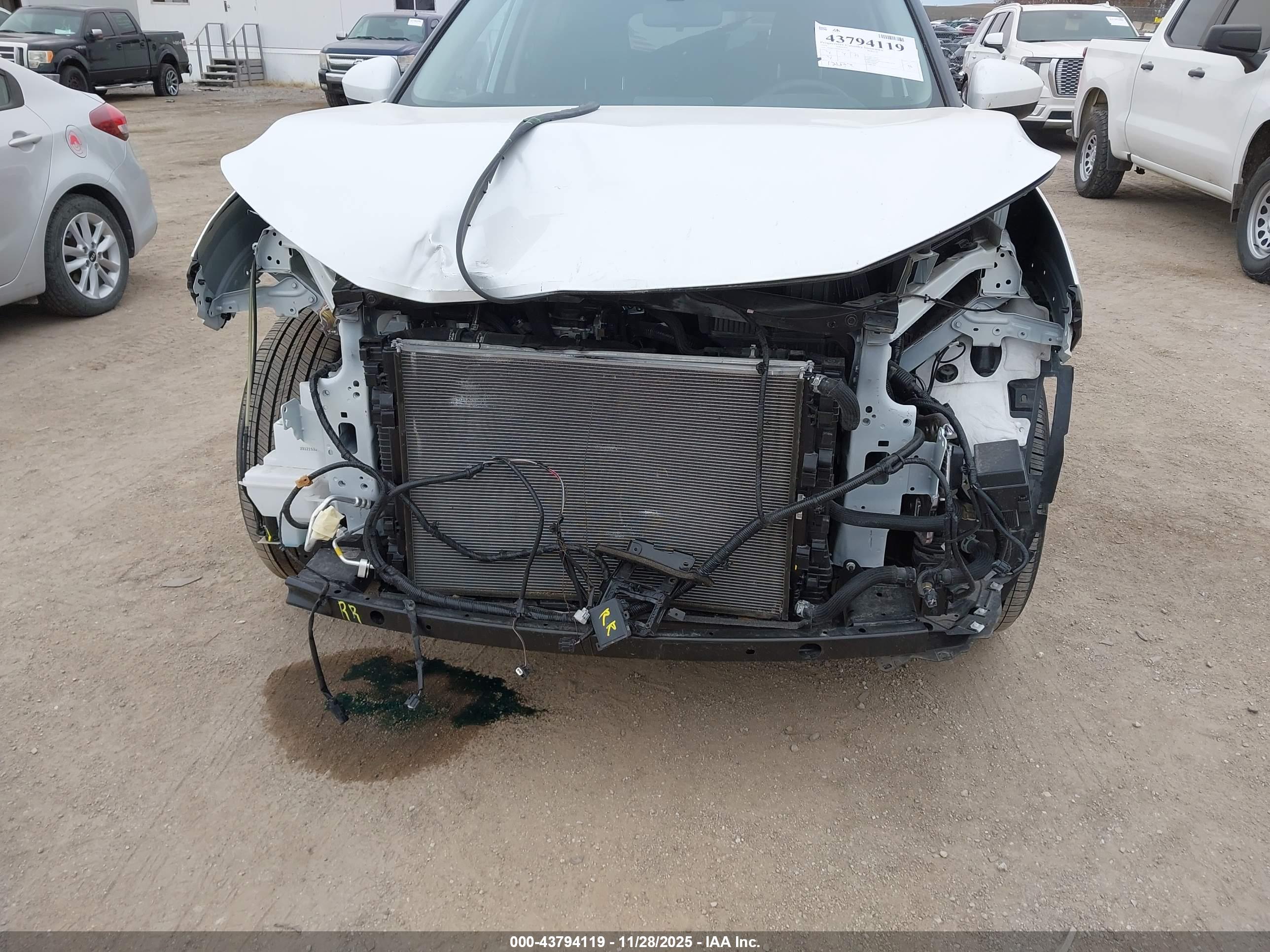 NISSAN ROGUE image 6