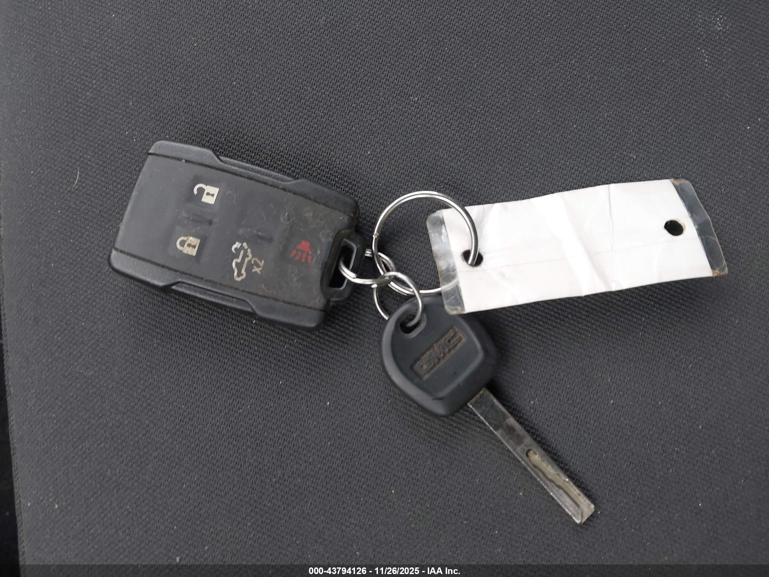 GMC SIERRA image 11
