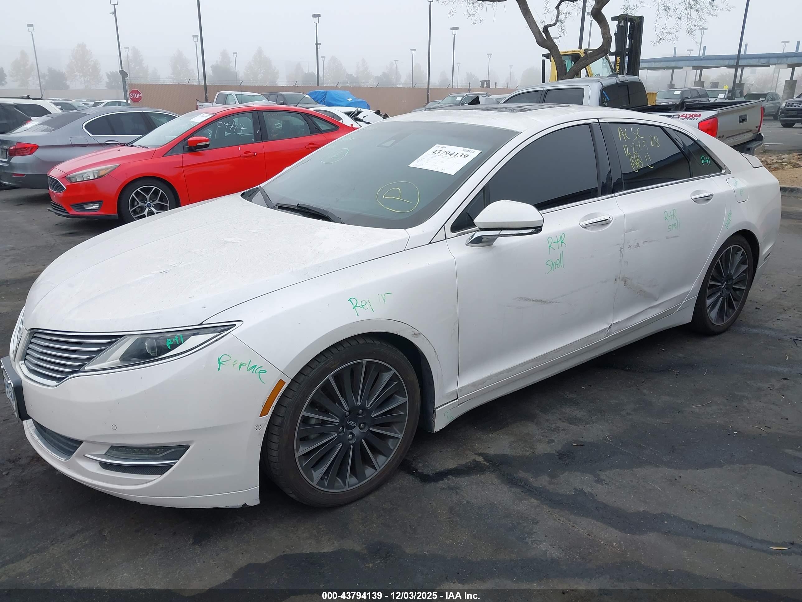 LINCOLN MKZ image 6