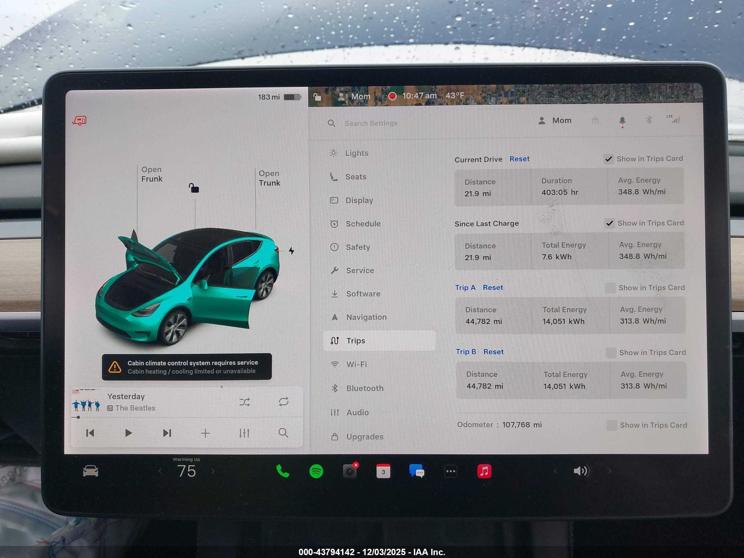 TESLA MODEL image 7