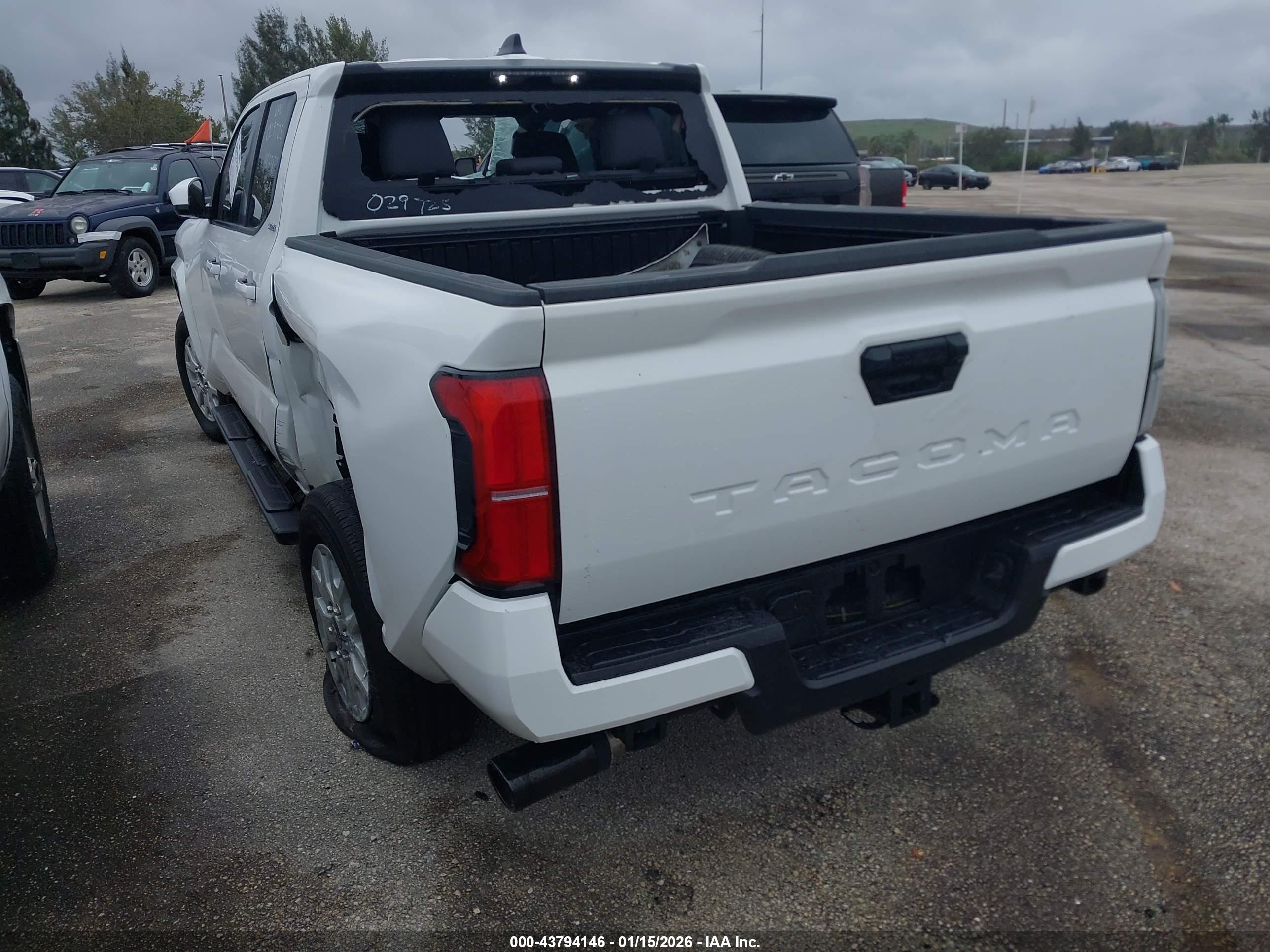 TOYOTA TACOMA image 3