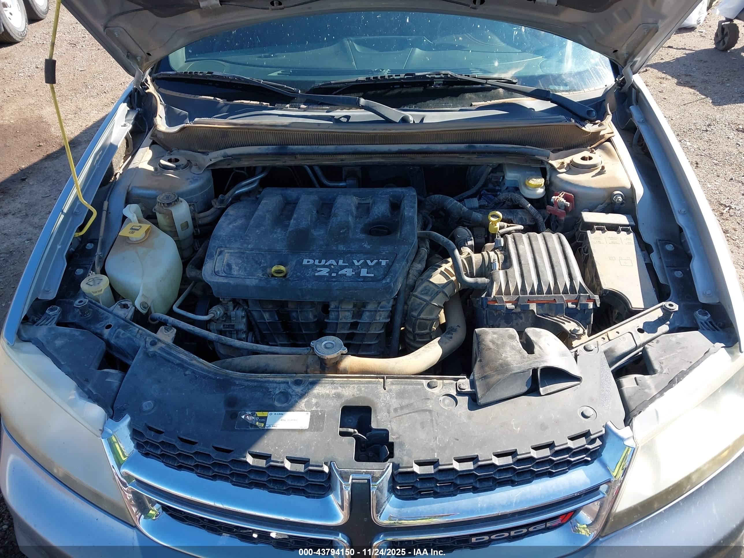 DODGE AVENGER image 10