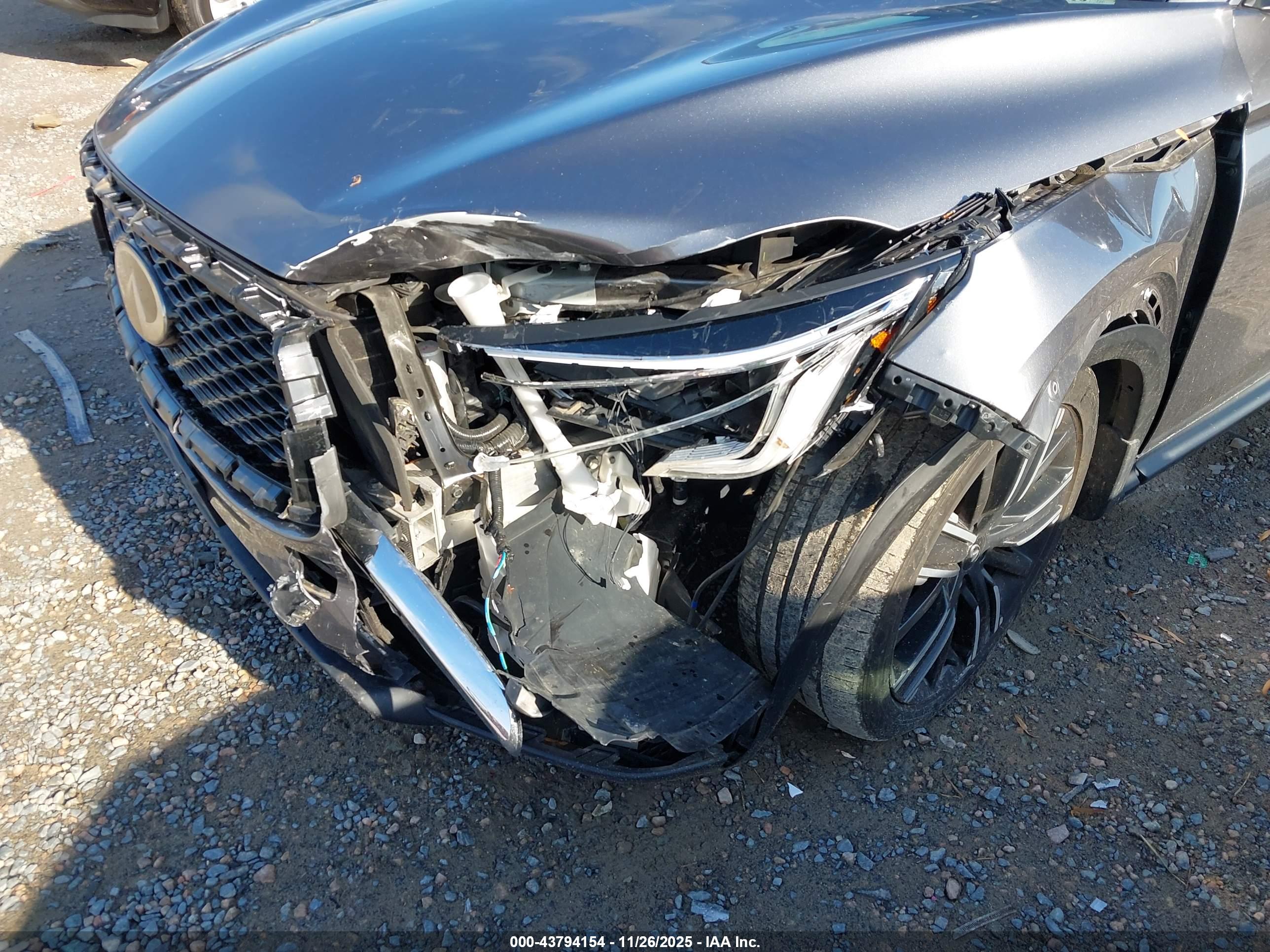 INFINITI QX50 image 6
