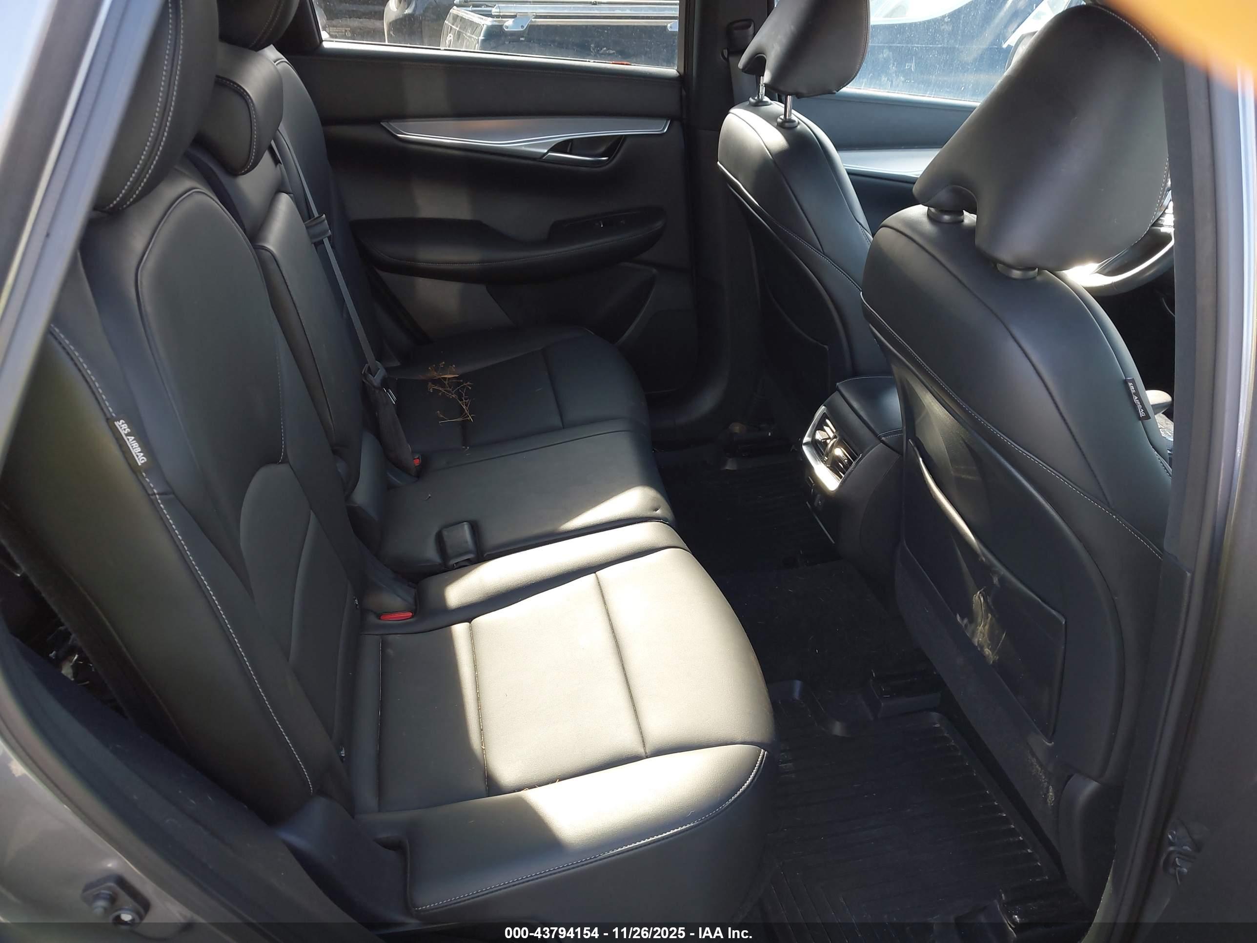 INFINITI QX50 image 8