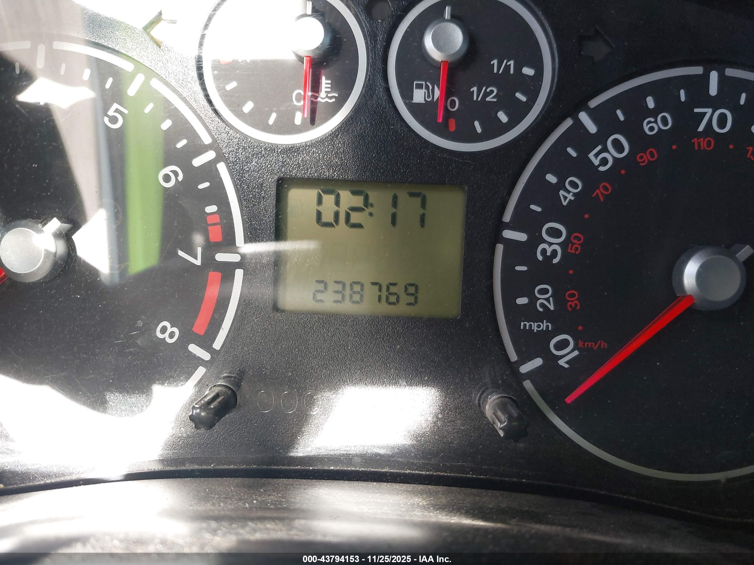 FORD TRANSIT image 7