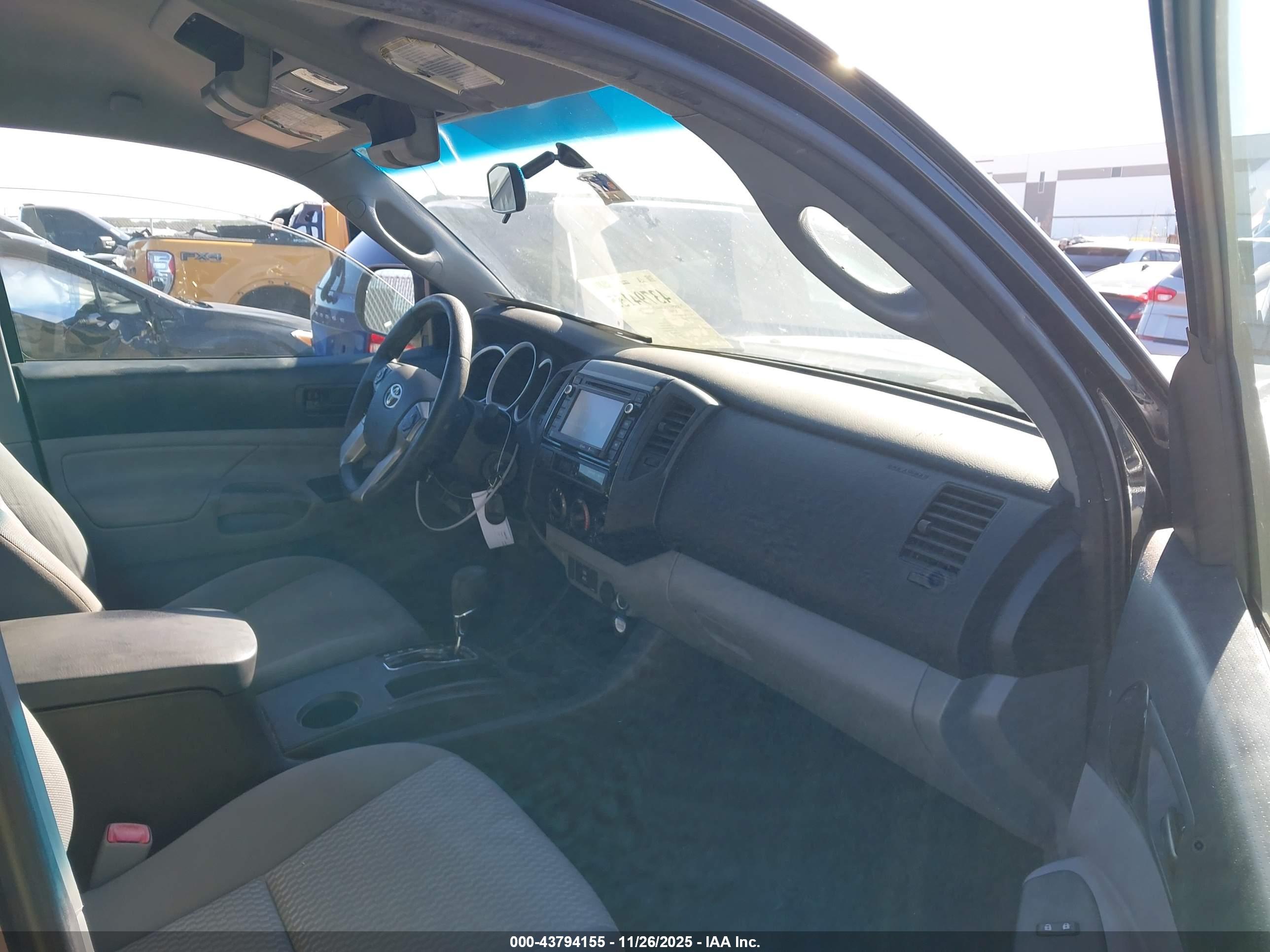 TOYOTA TACOMA image 5