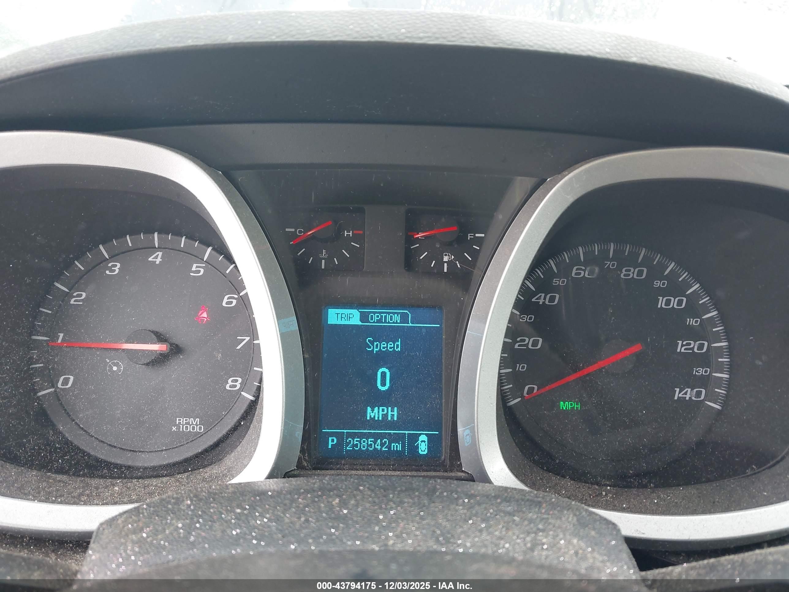 CHEVROLET EQUINOX image 7