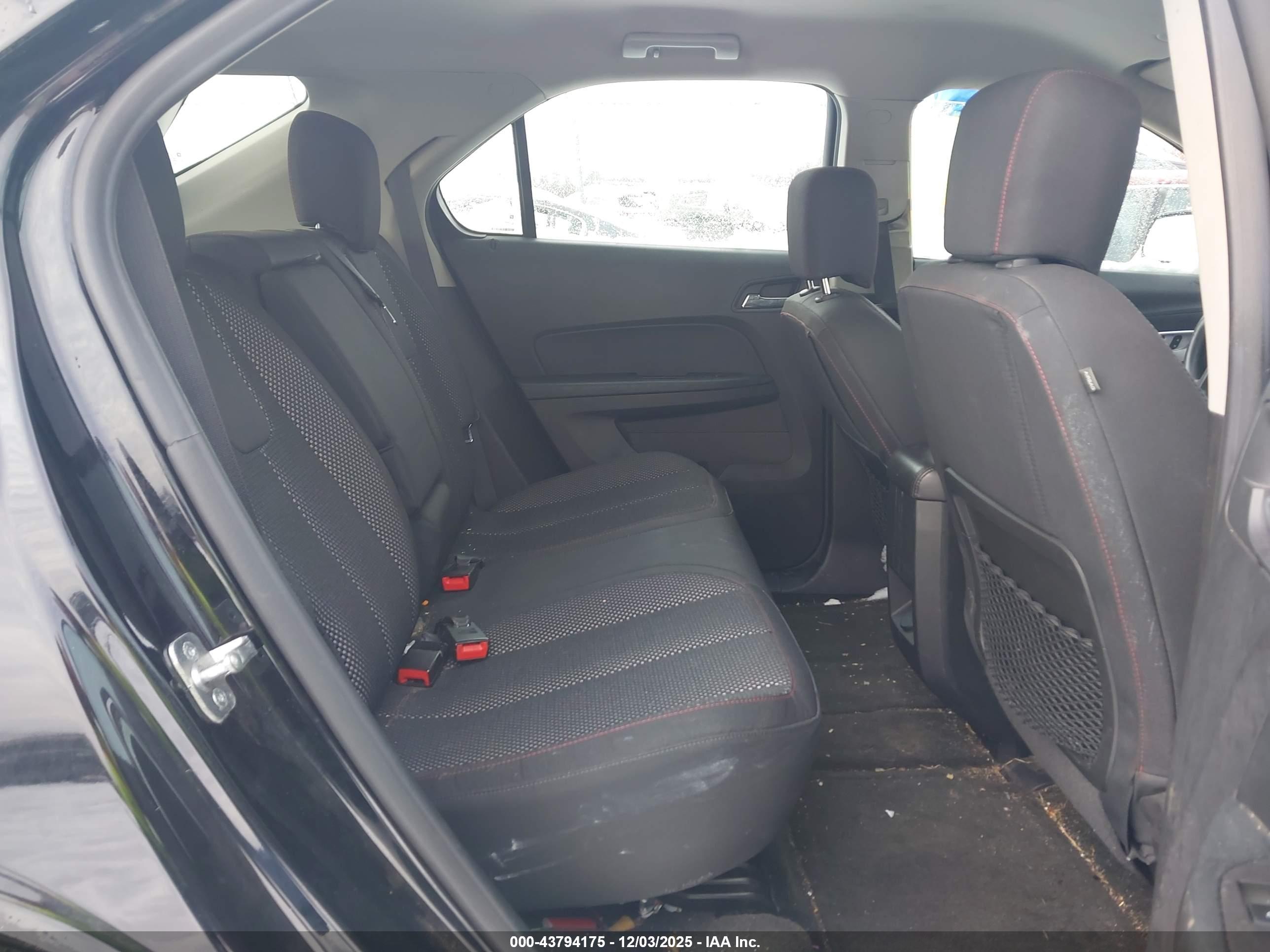 CHEVROLET EQUINOX image 8