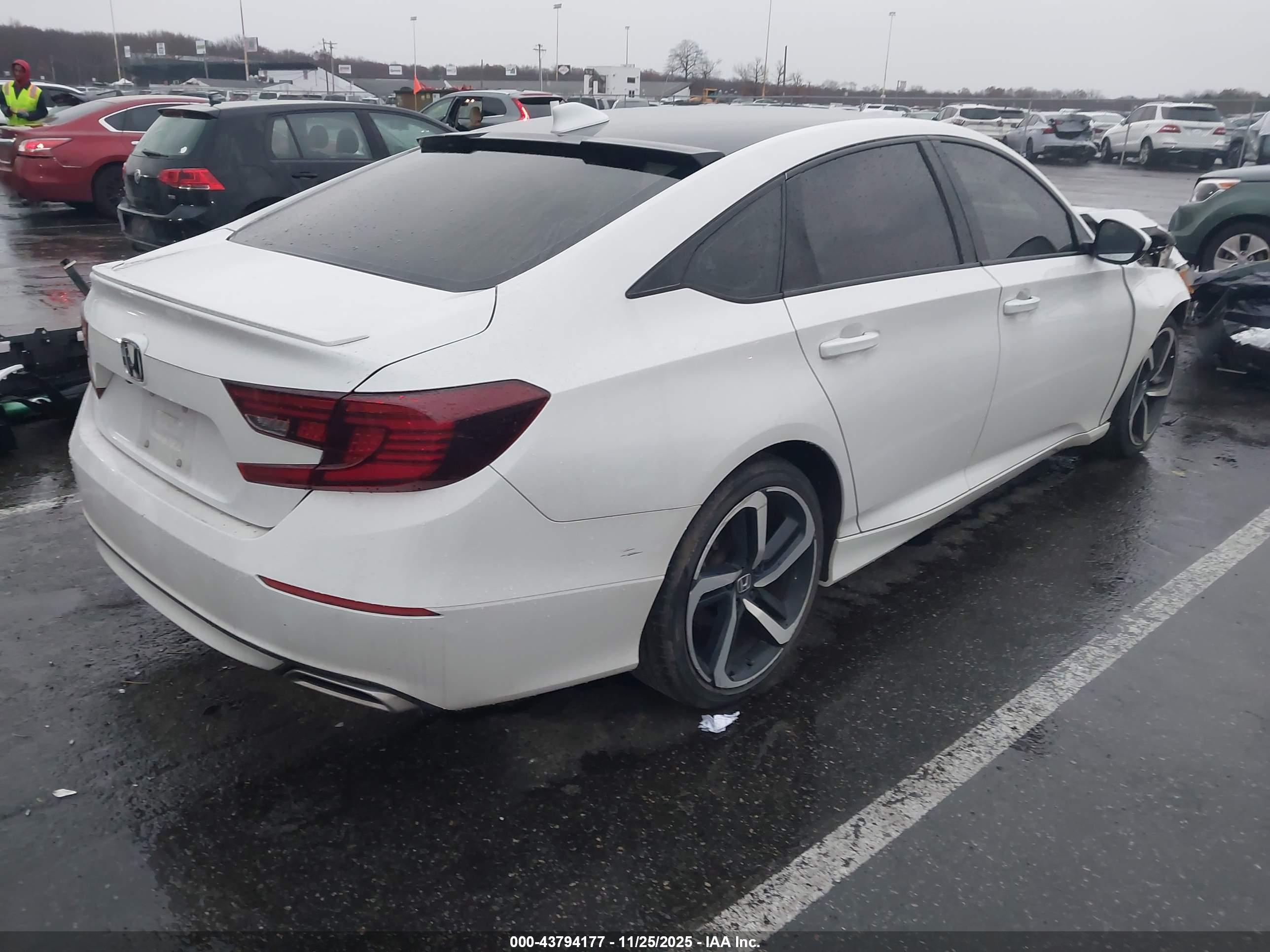 HONDA ACCORD image 4