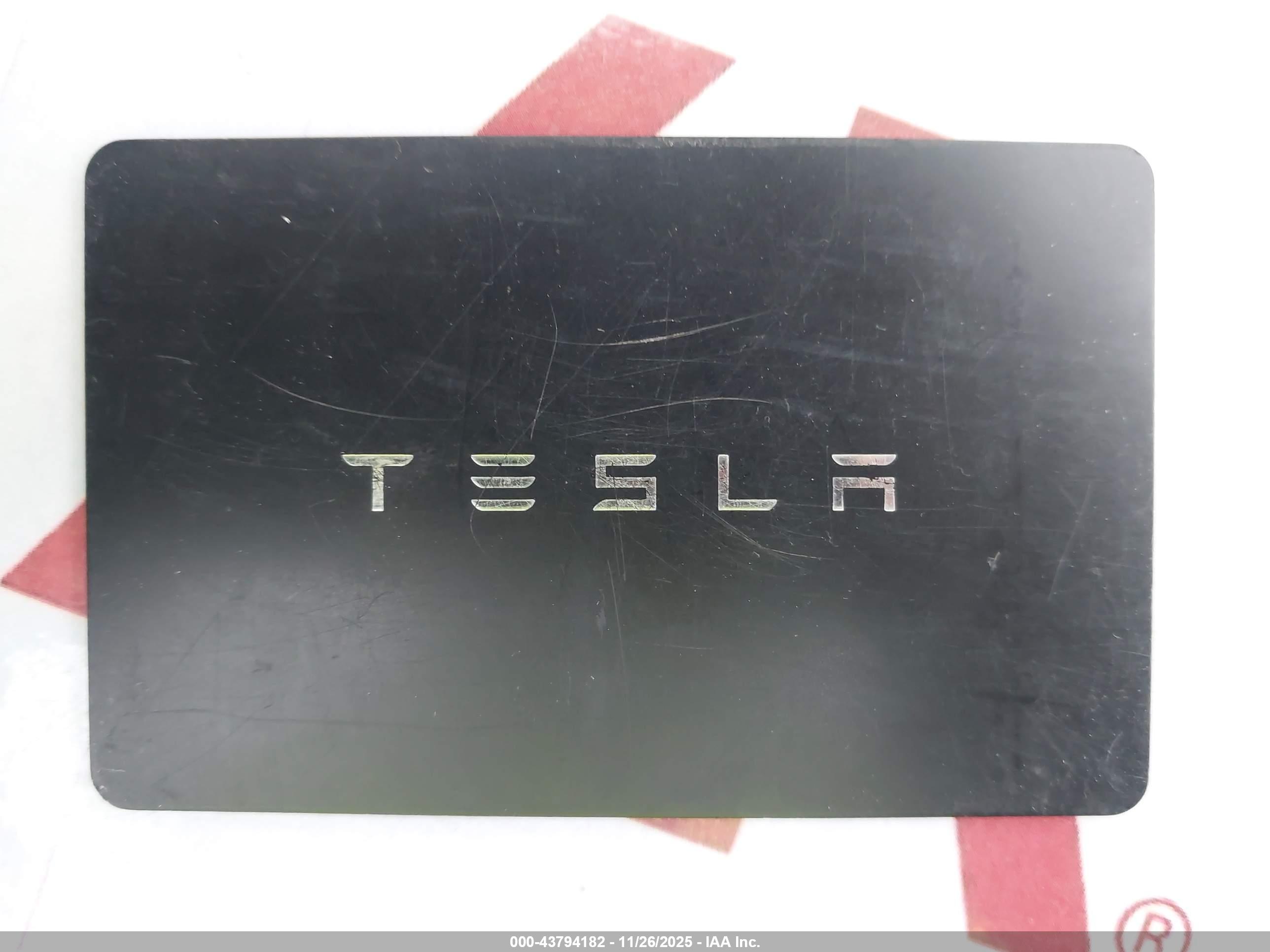 TESLA MODEL image 11