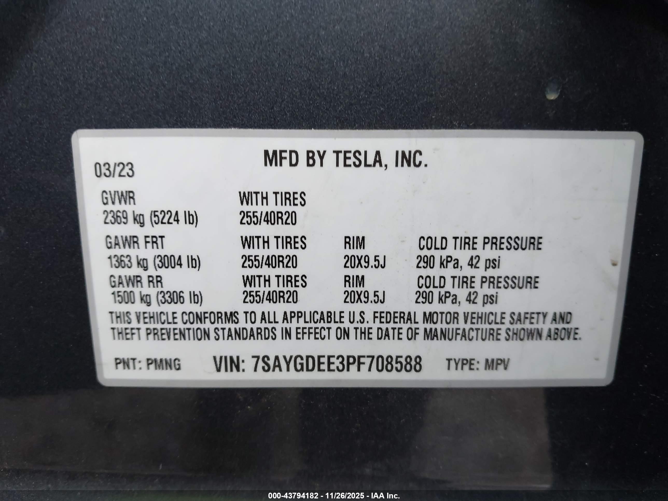 TESLA MODEL image 9