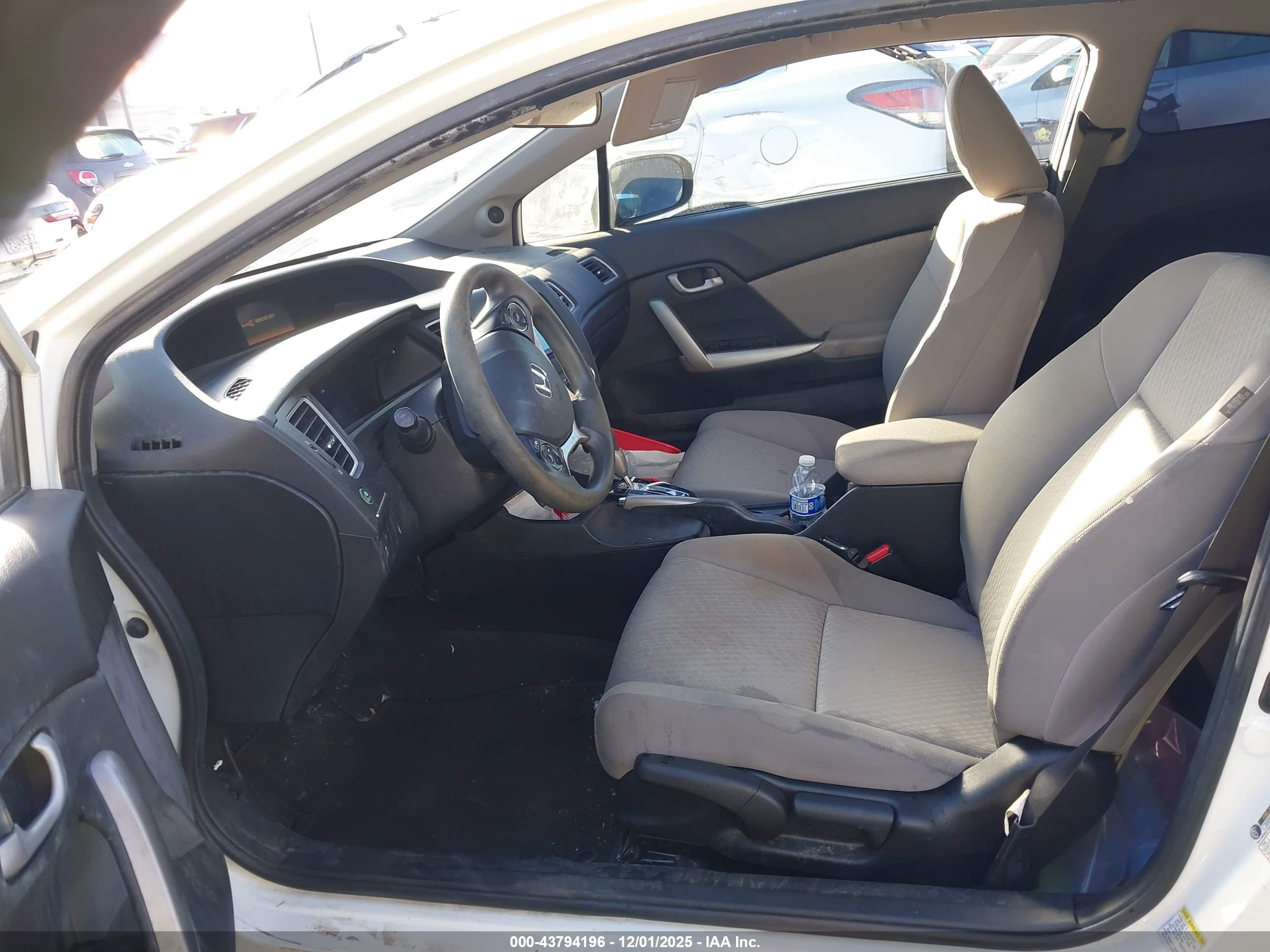 HONDA CIVIC image 5