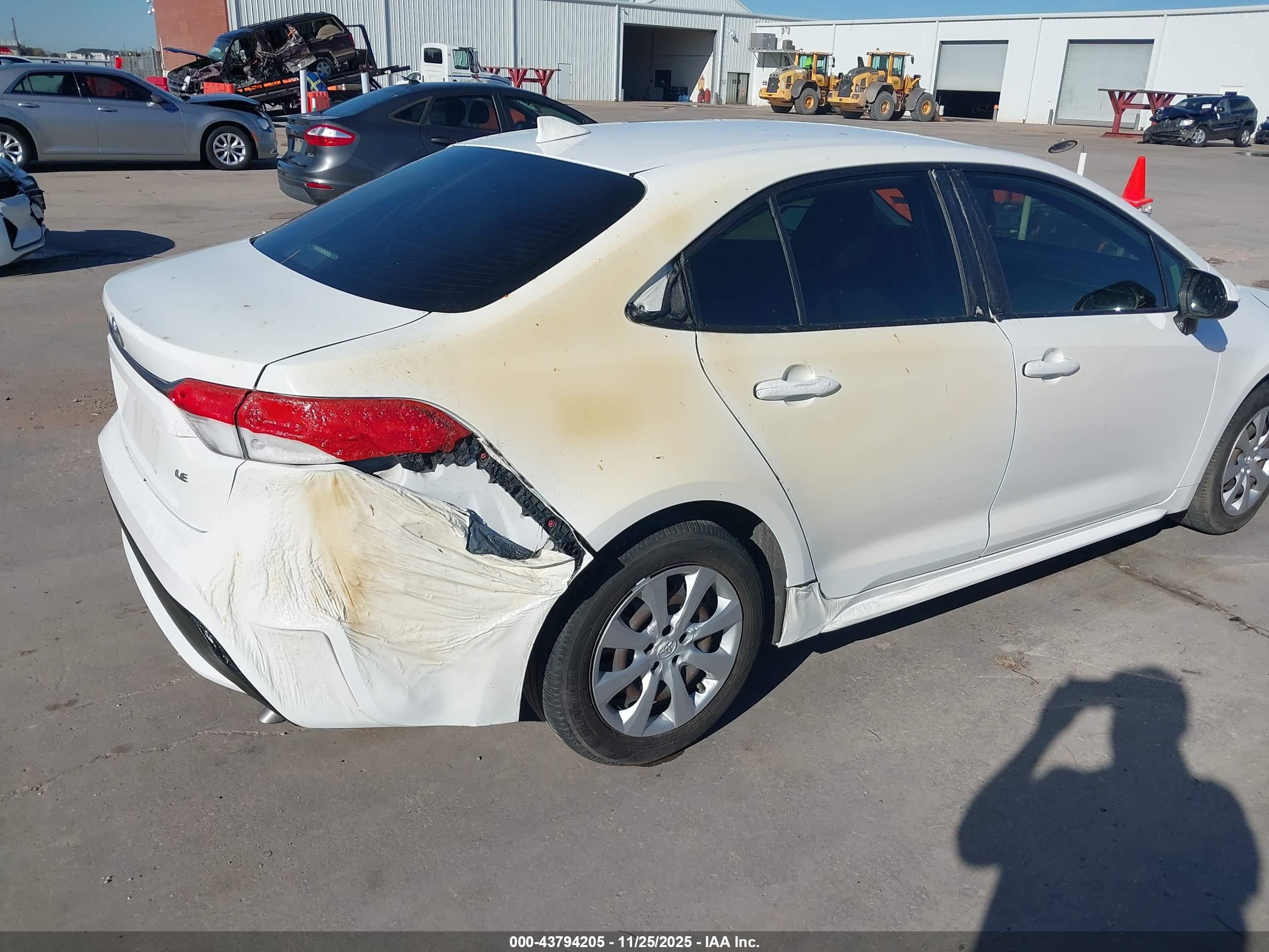 TOYOTA COROLLA image 6