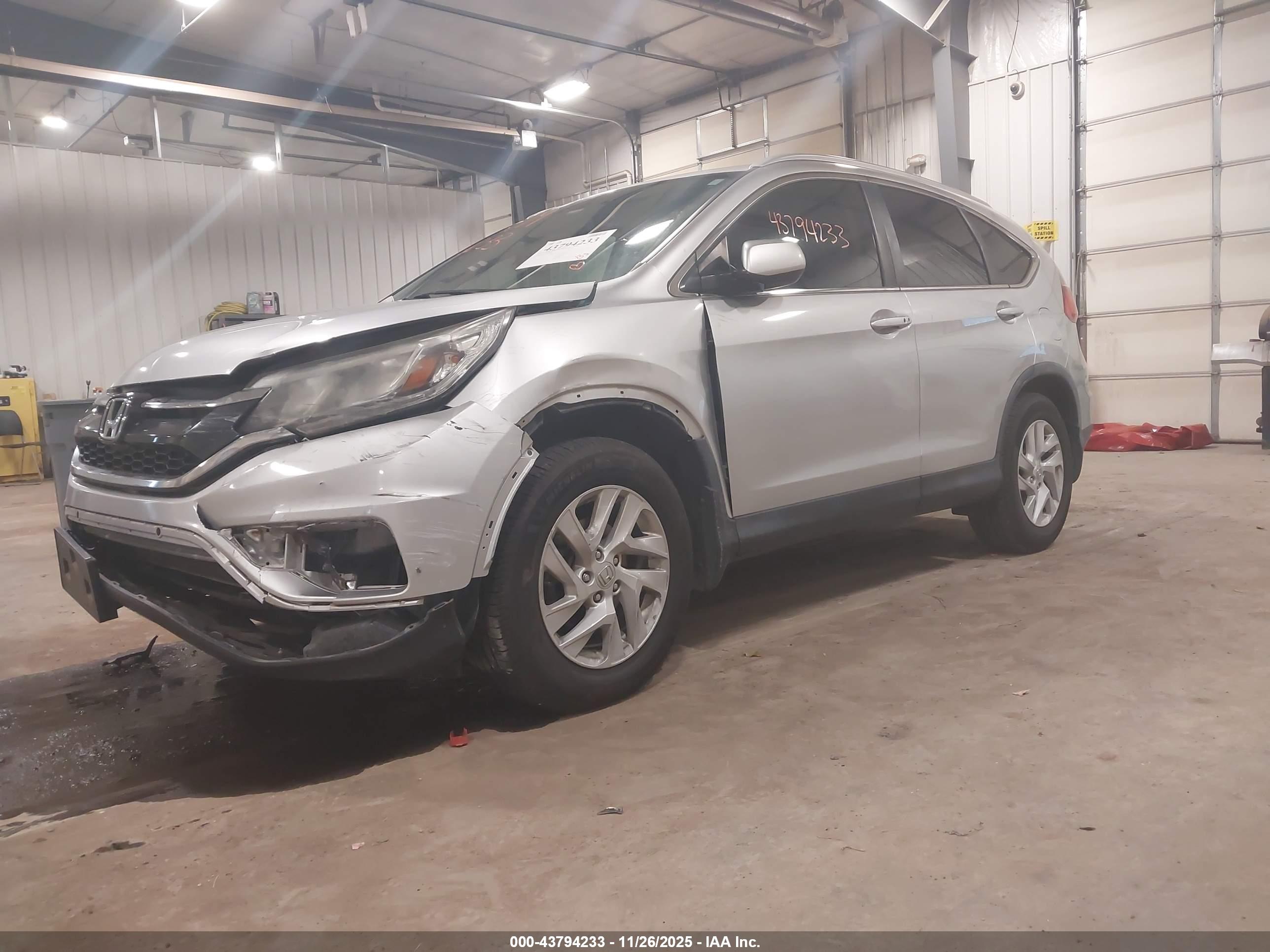 HONDA CR-V image 2