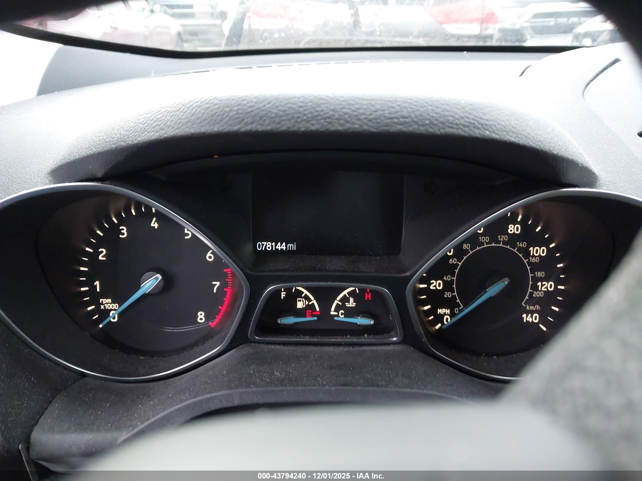 FORD ESCAPE image 7