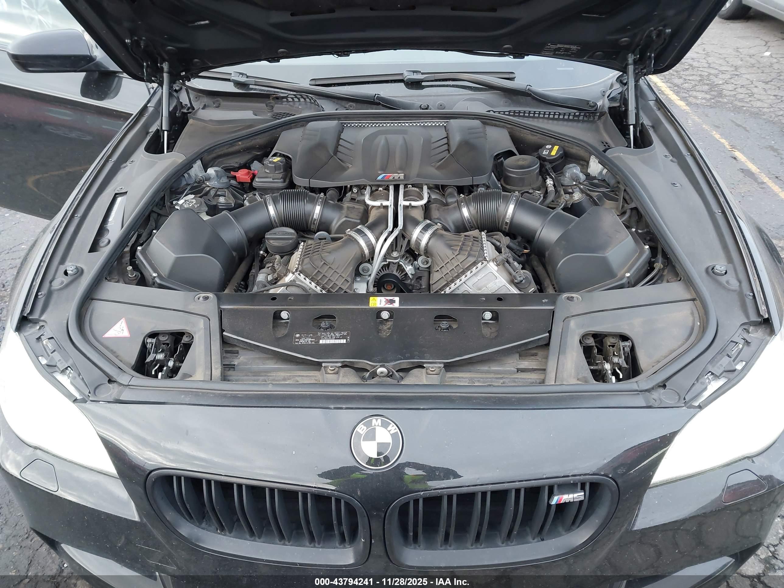 BMW M5 image 10