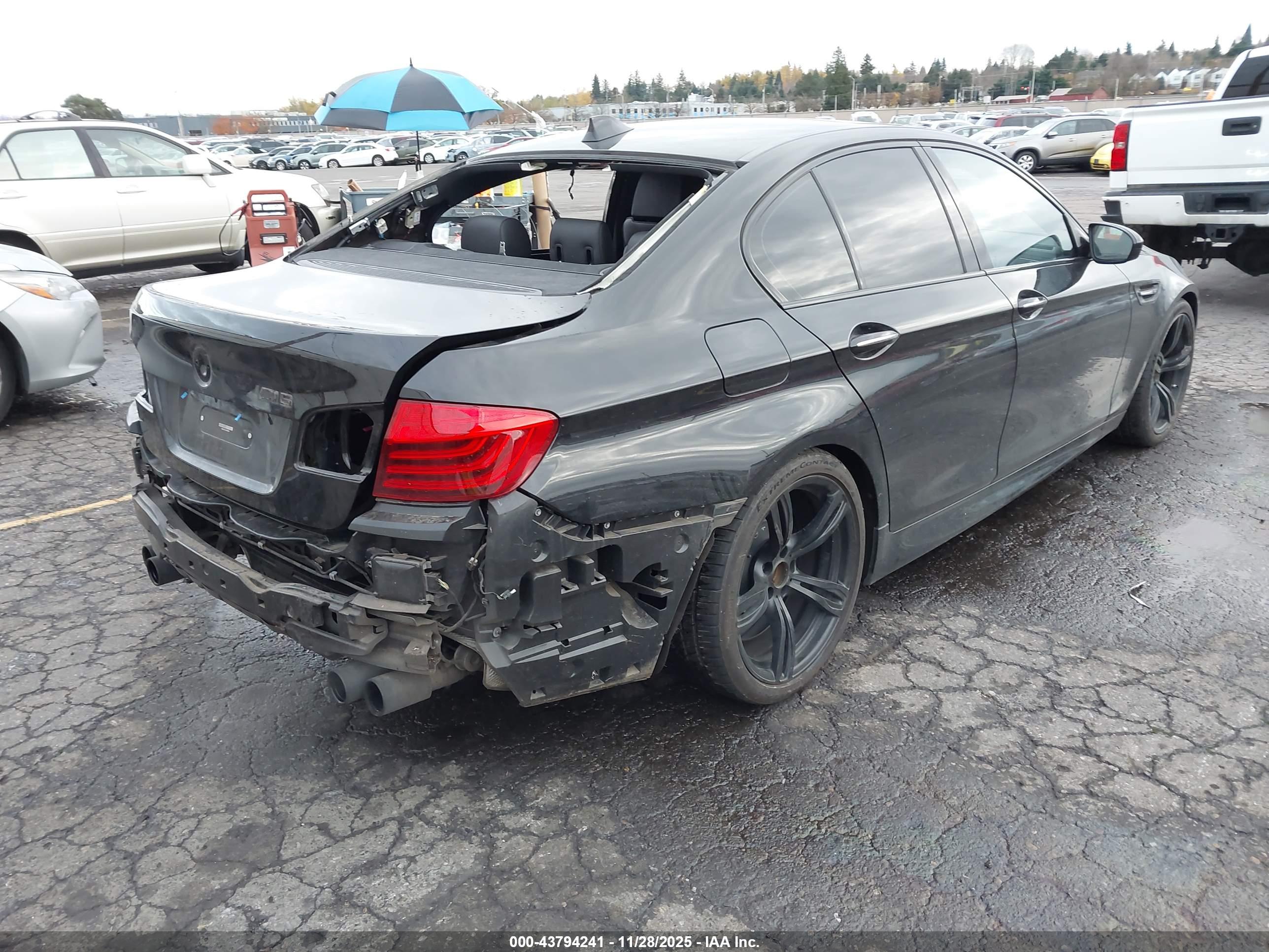 BMW M5 image 4