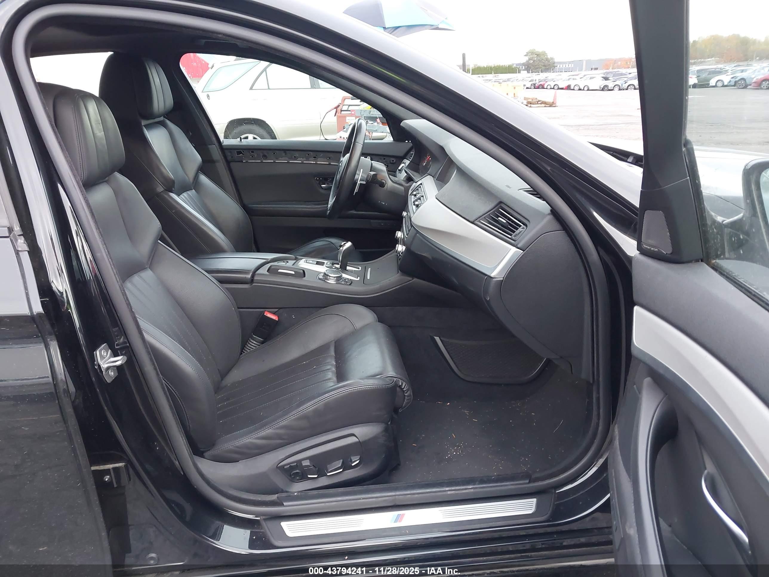 BMW M5 image 5