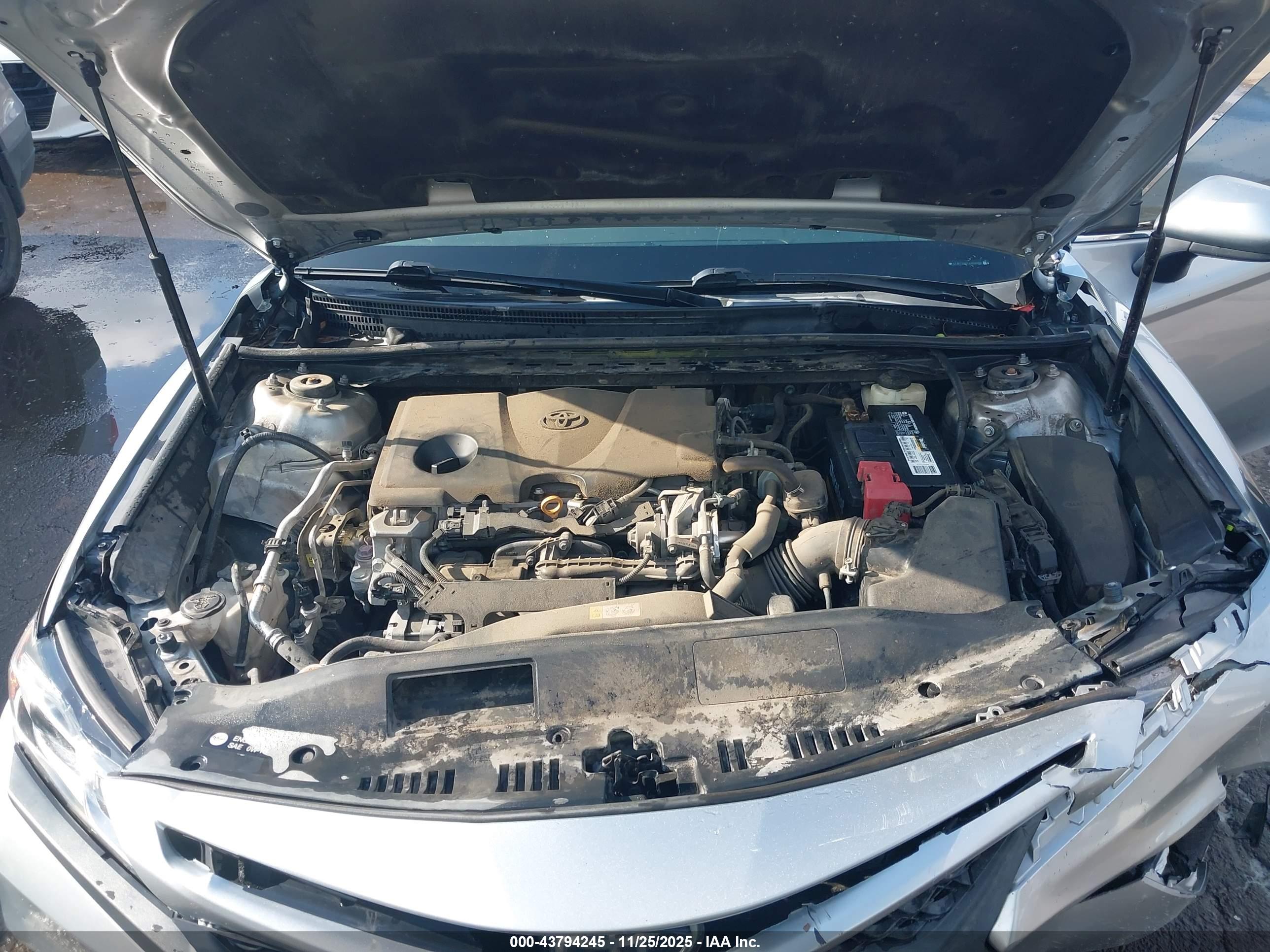 TOYOTA CAMRY image 10