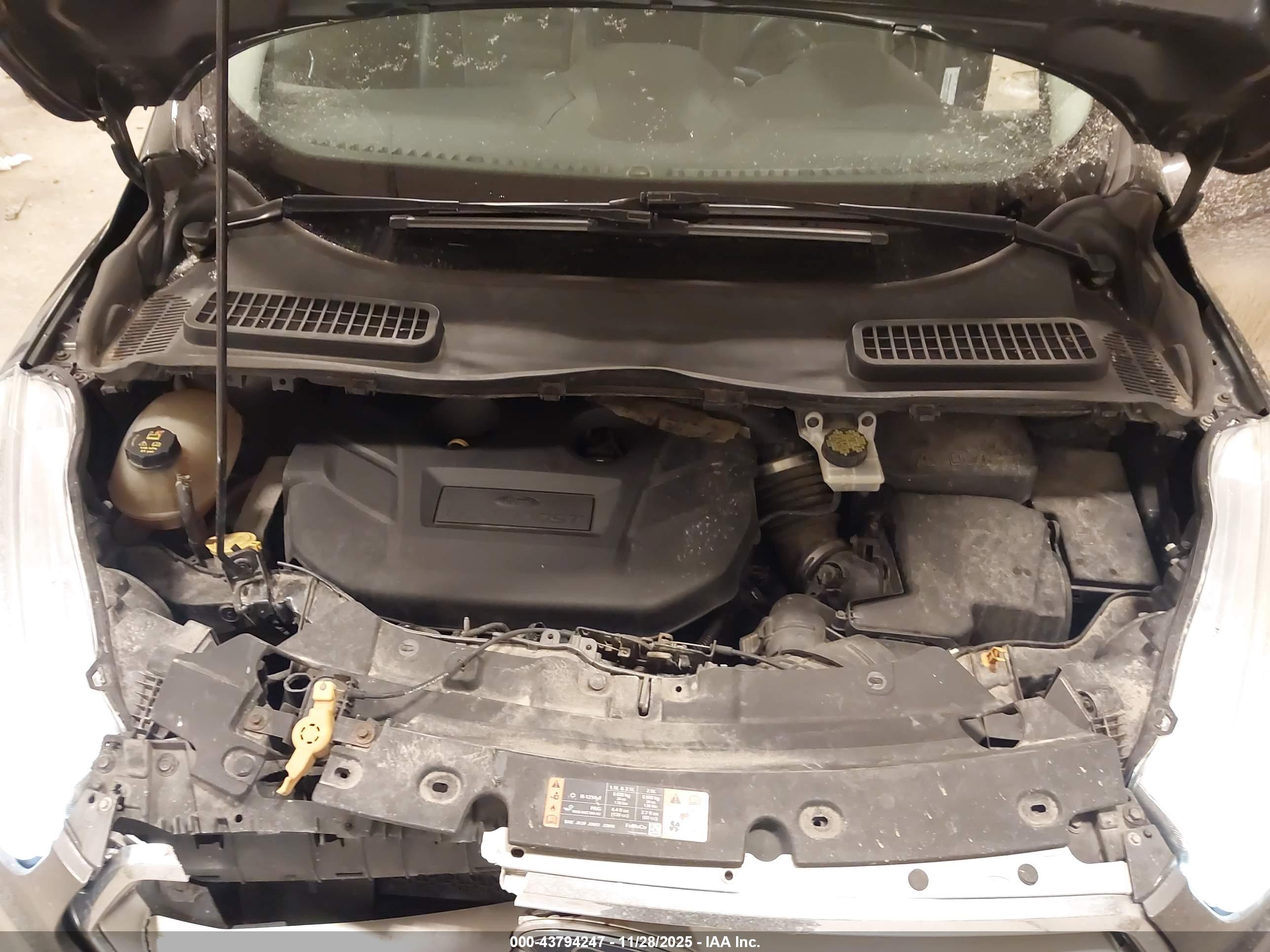 FORD ESCAPE image 10