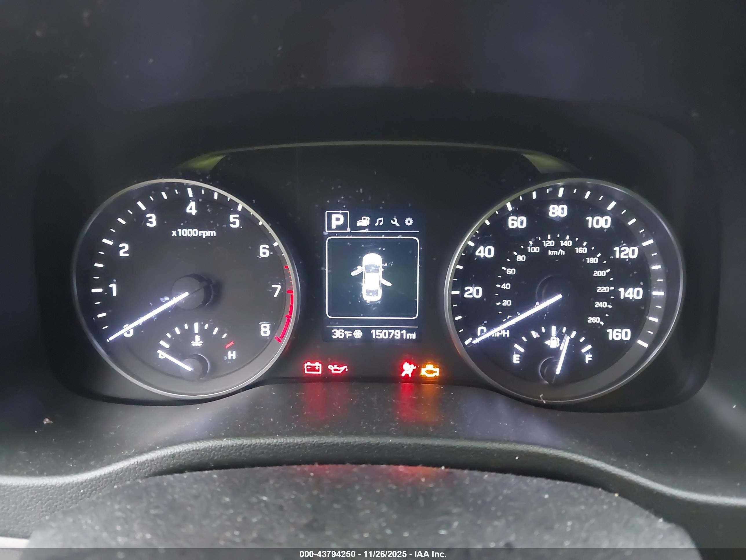 HYUNDAI ELANTRA image 7