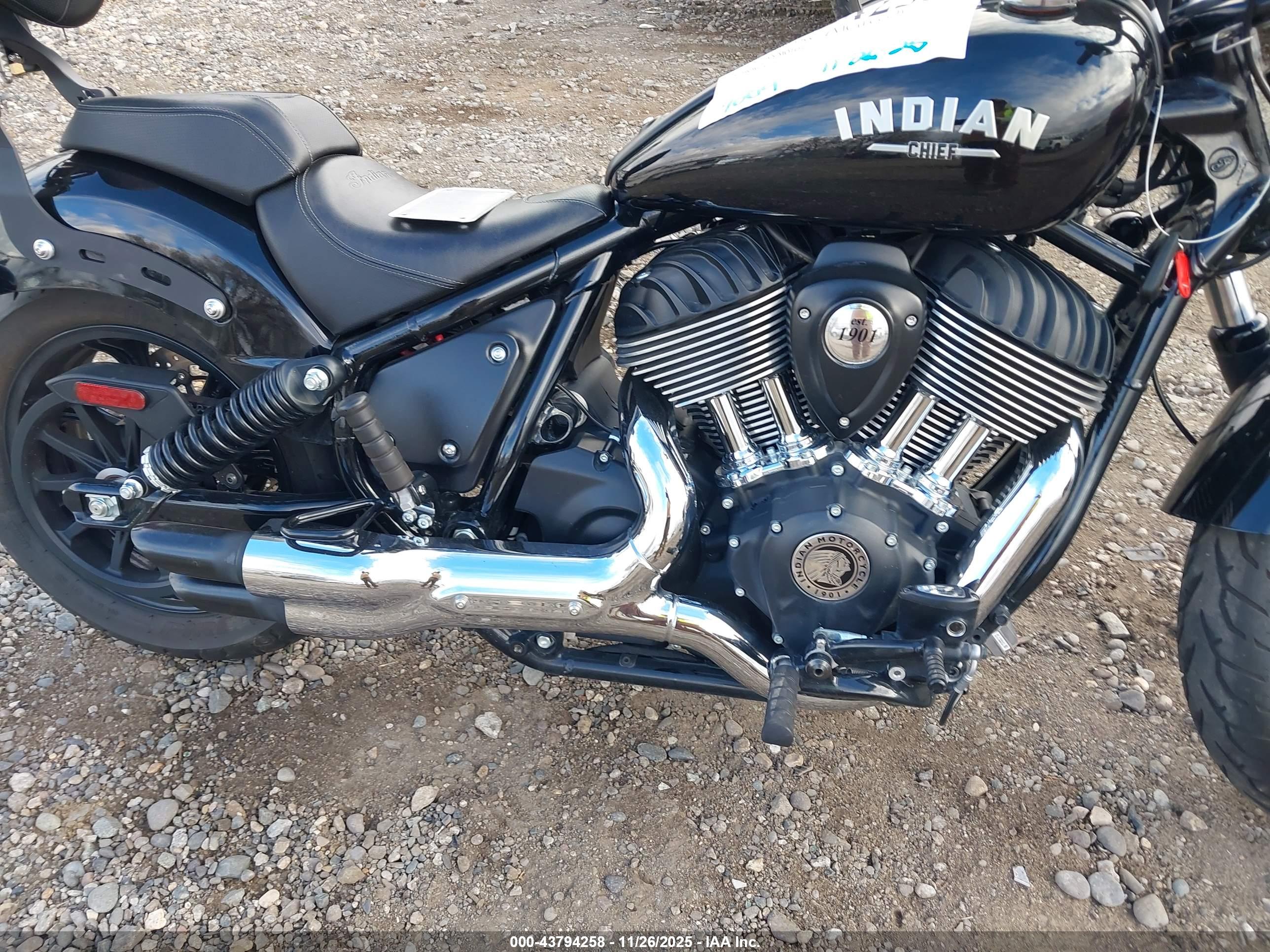 INDIAN MOTORCYCLE image 8
