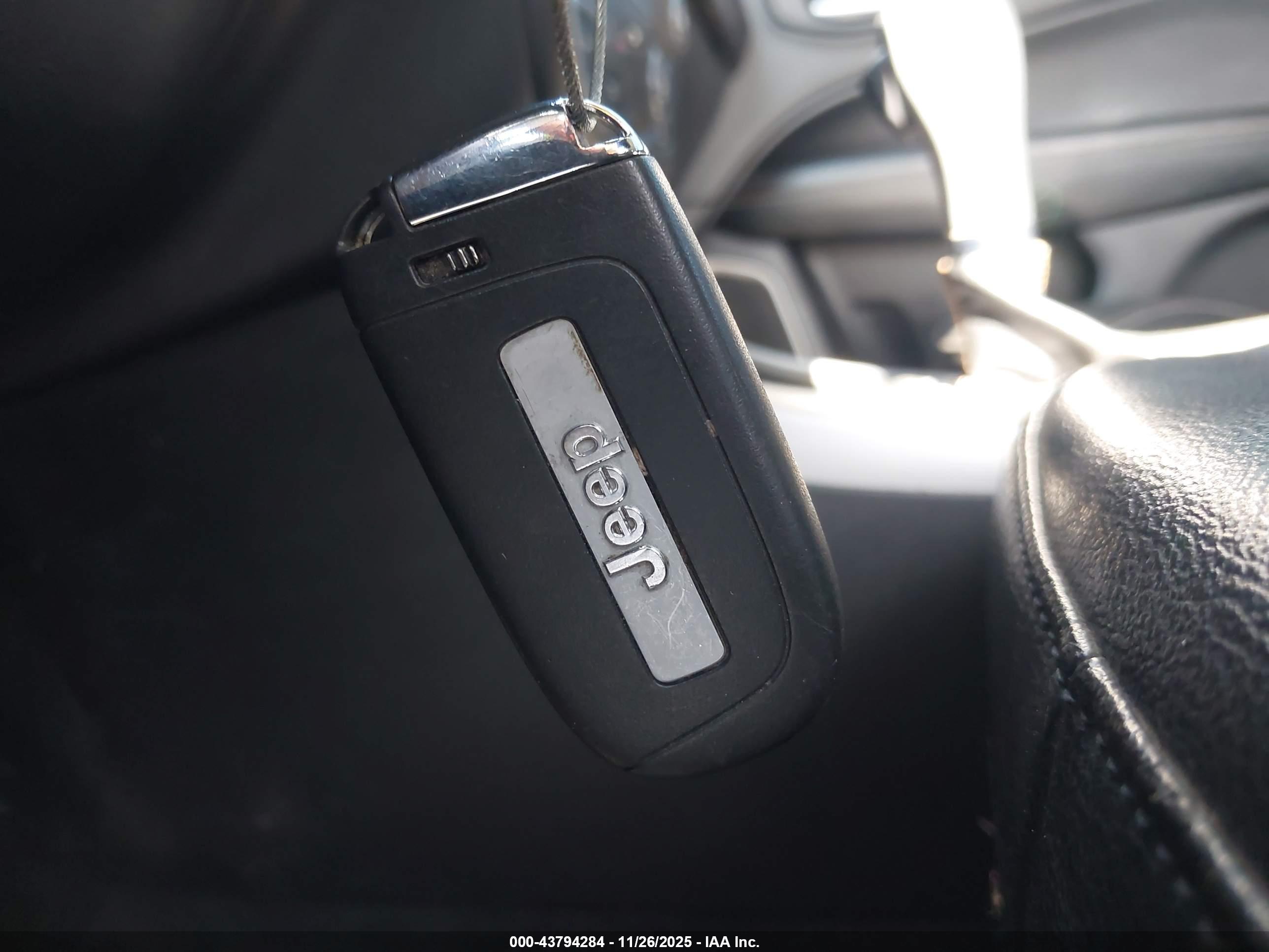 JEEP COMPASS image 11