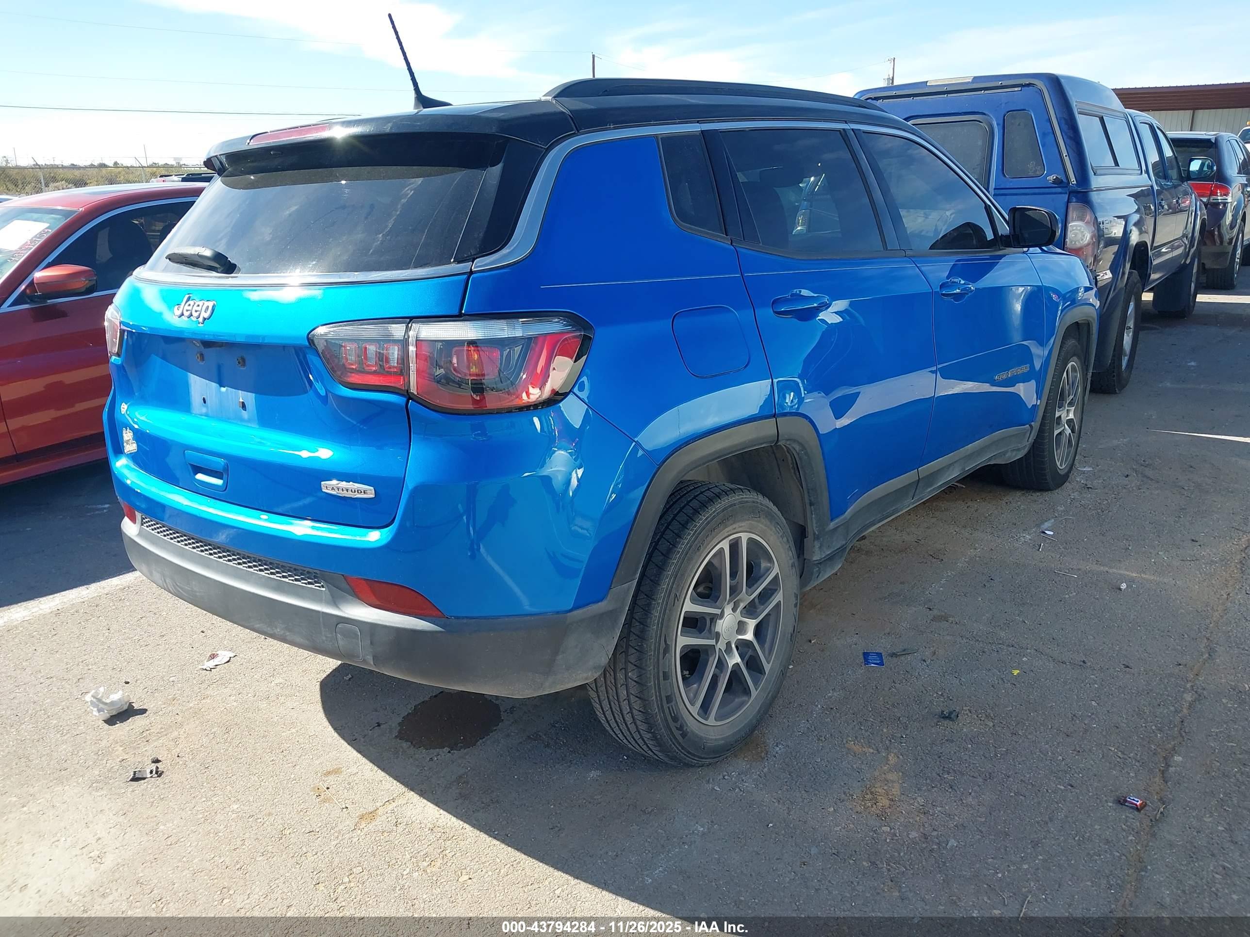 JEEP COMPASS image 4