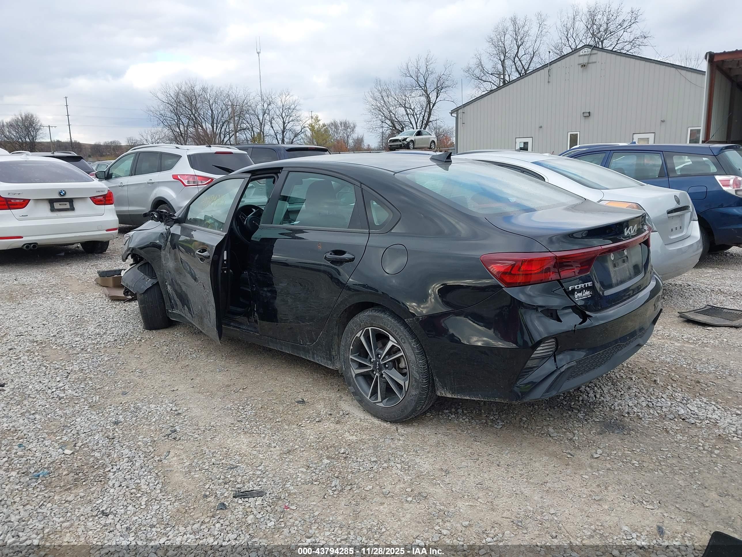 KIA FORTE image 3