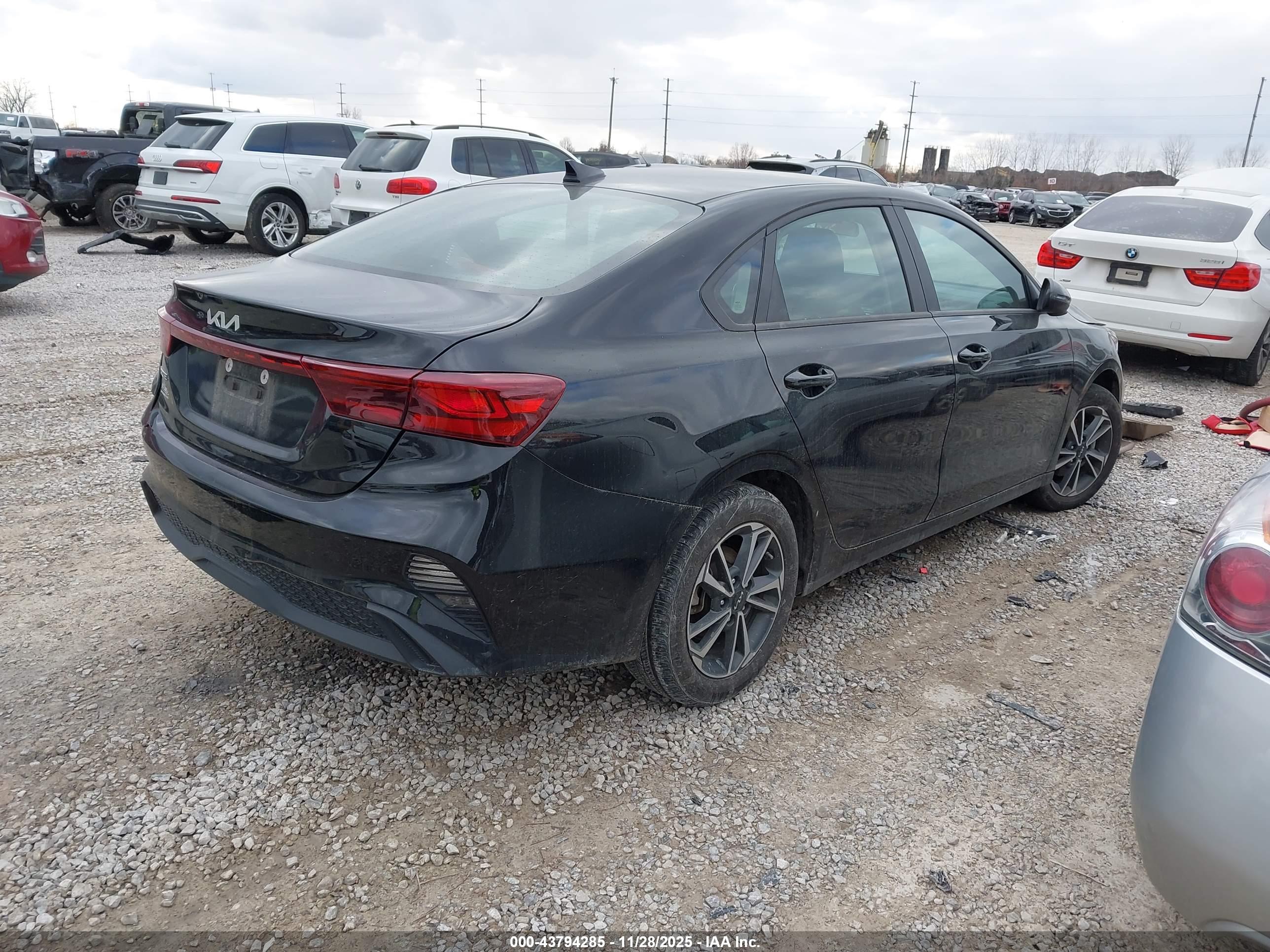 KIA FORTE image 4