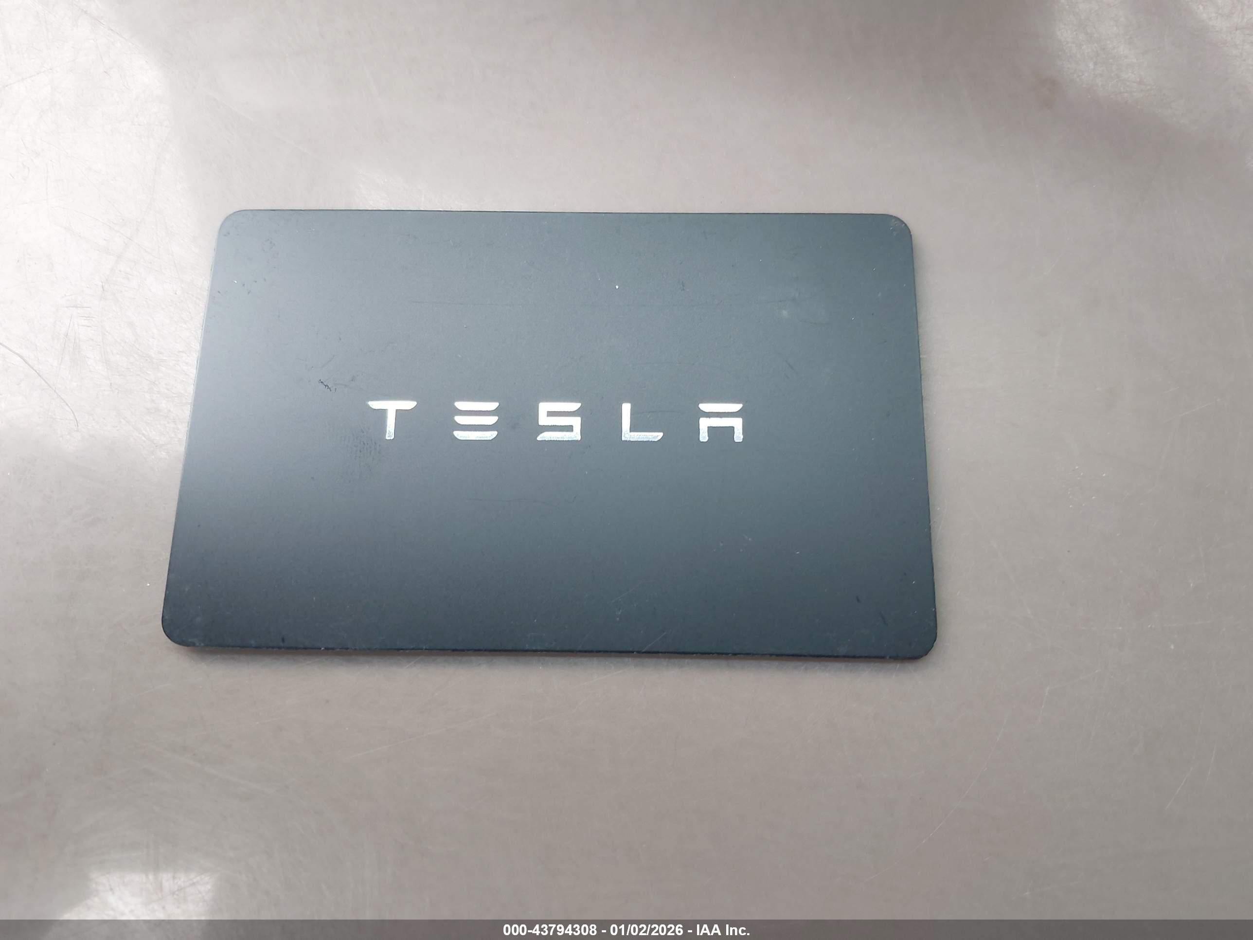 TESLA MODEL image 11