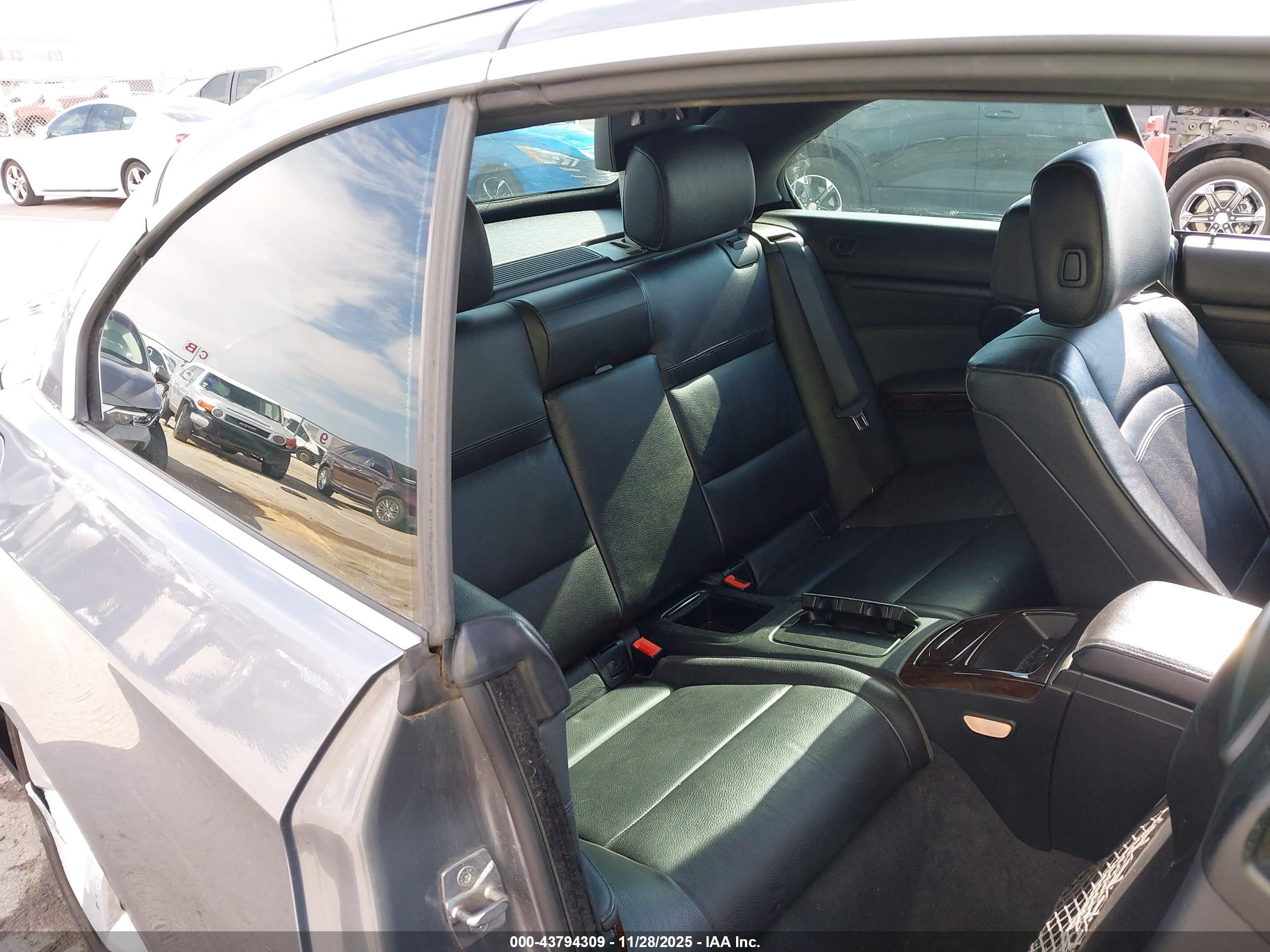 BMW 335I image 8