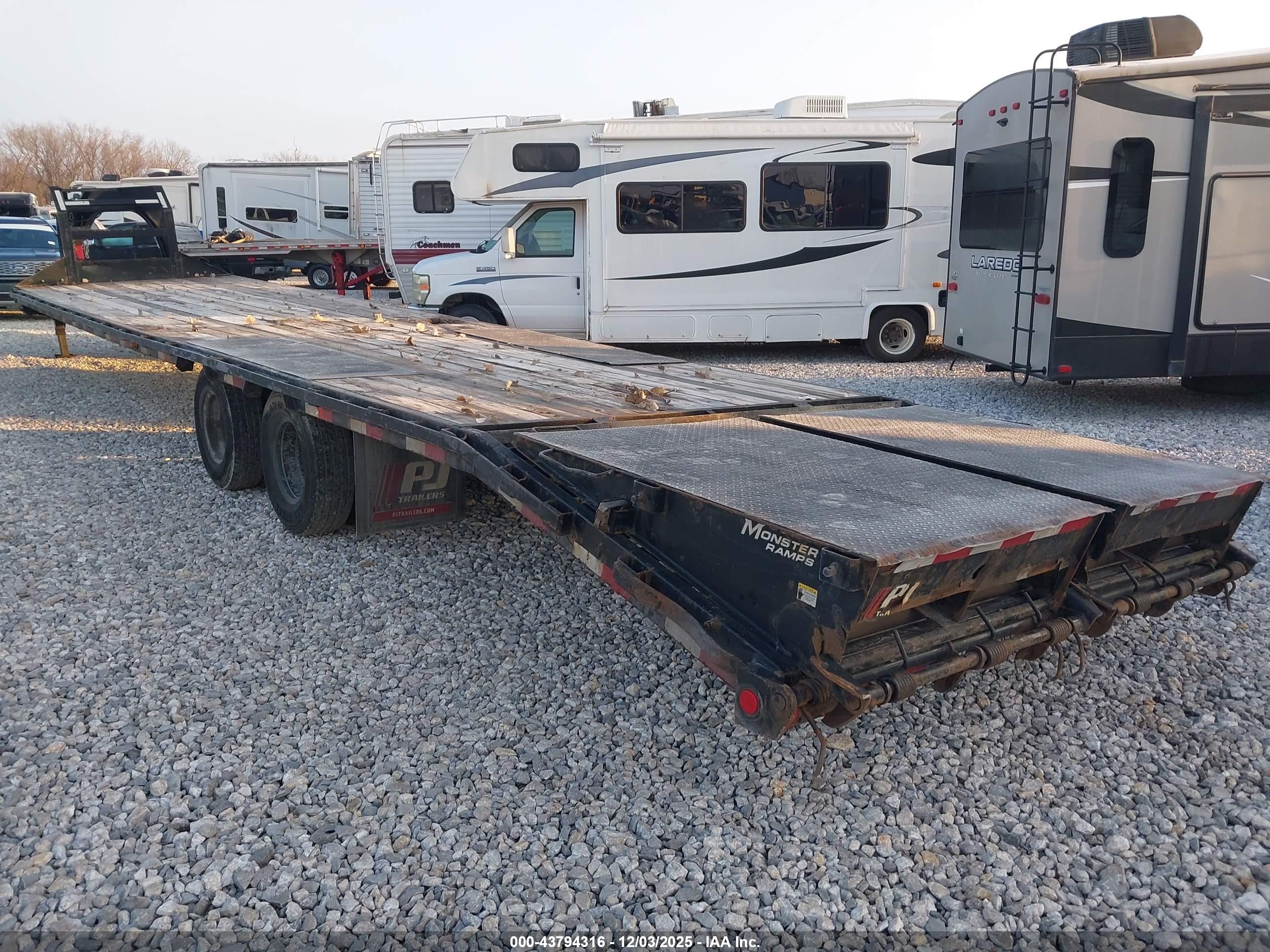 PJ TRAILERS image 3