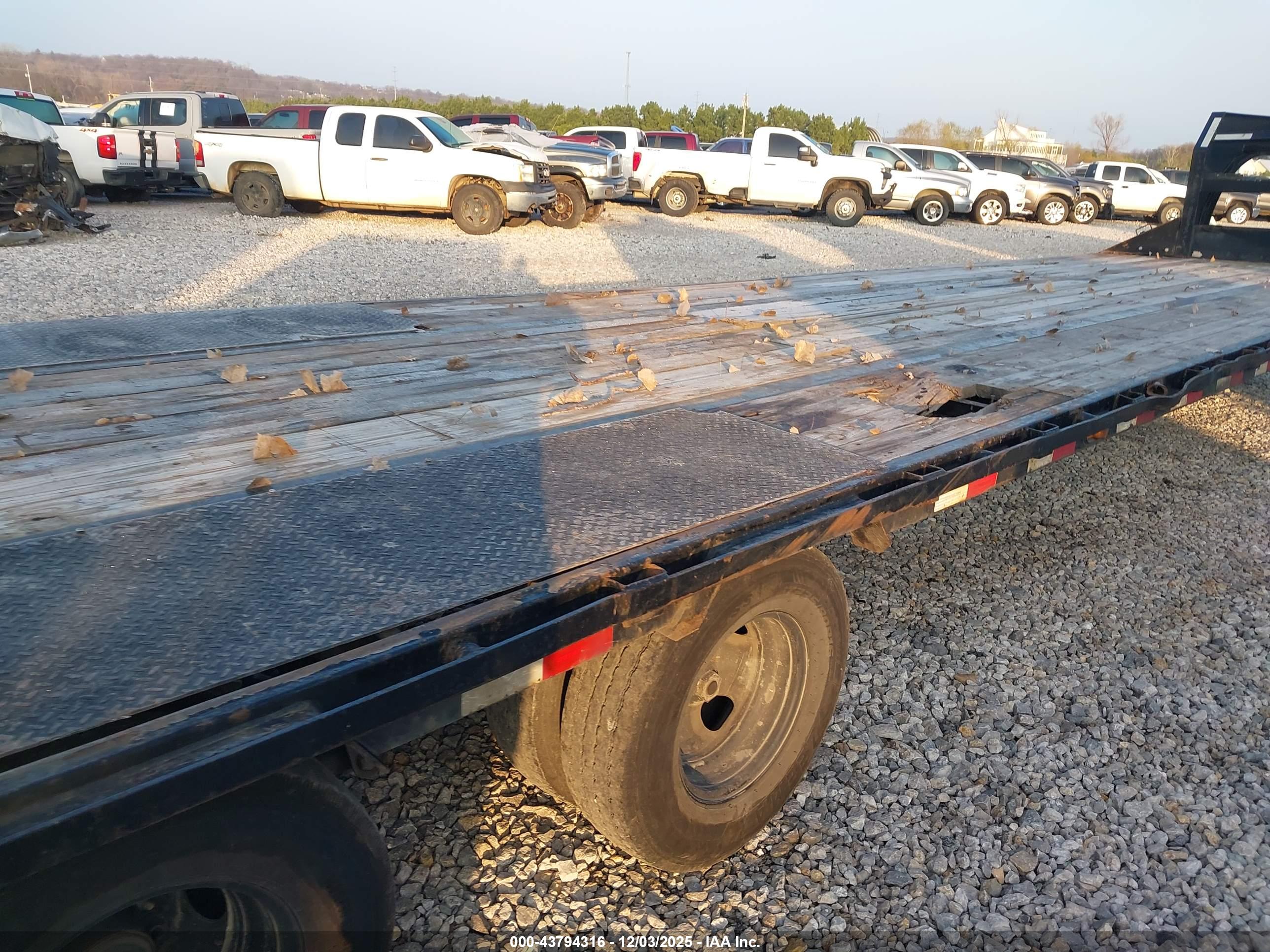 PJ TRAILERS image 6
