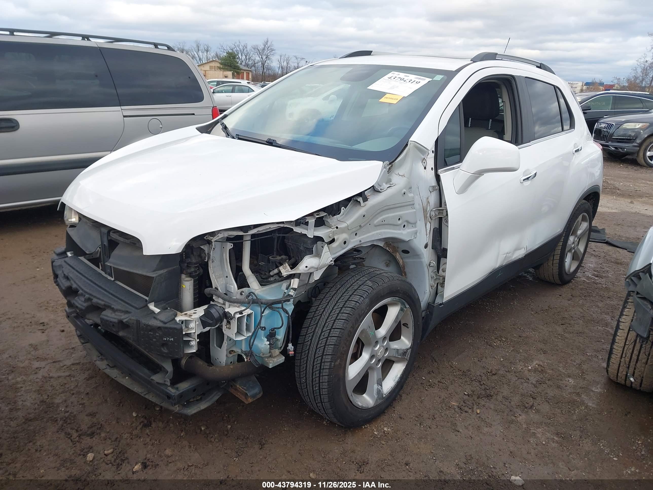 CHEVROLET TRAX image 2