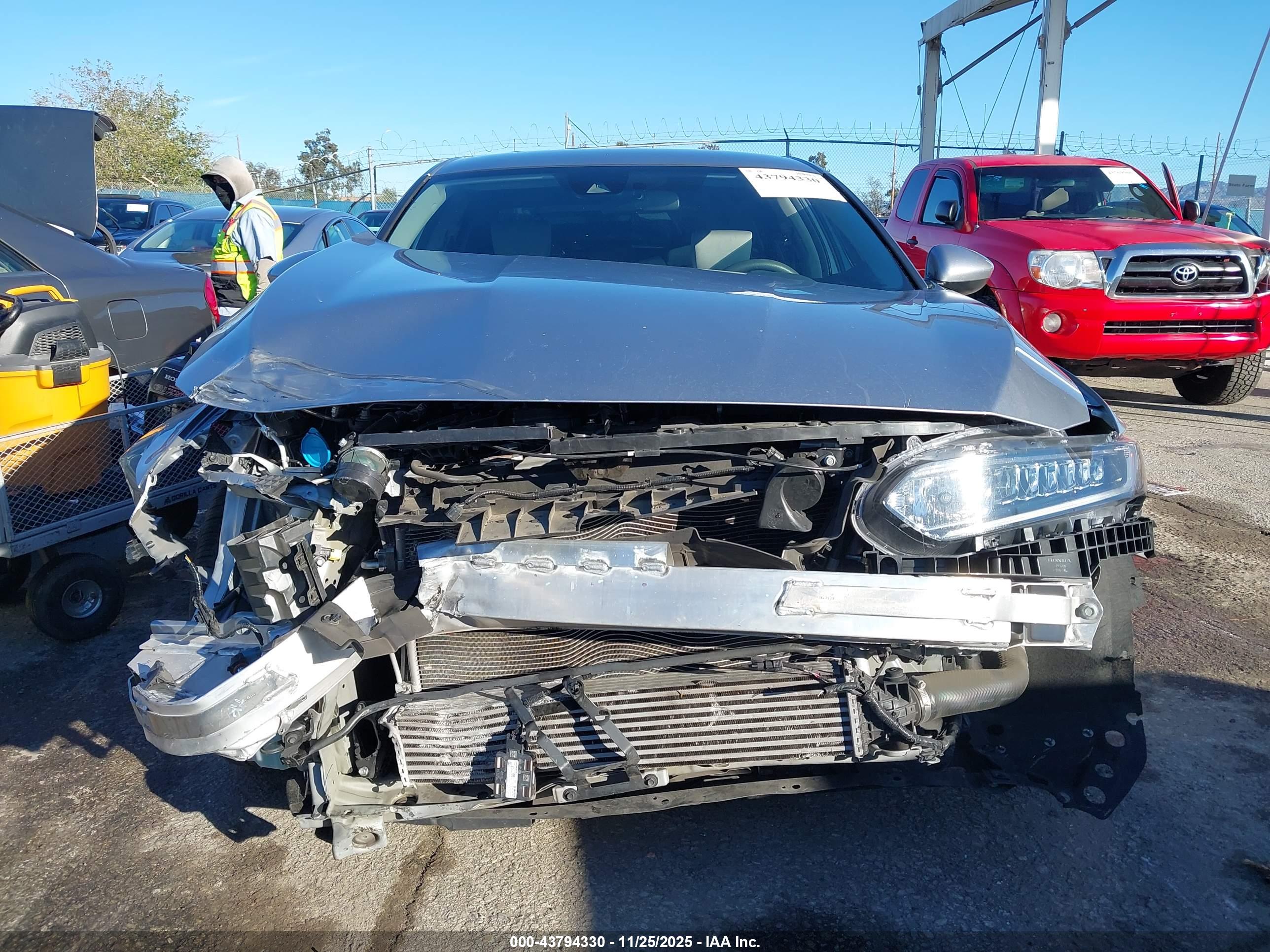 HONDA ACCORD image 6
