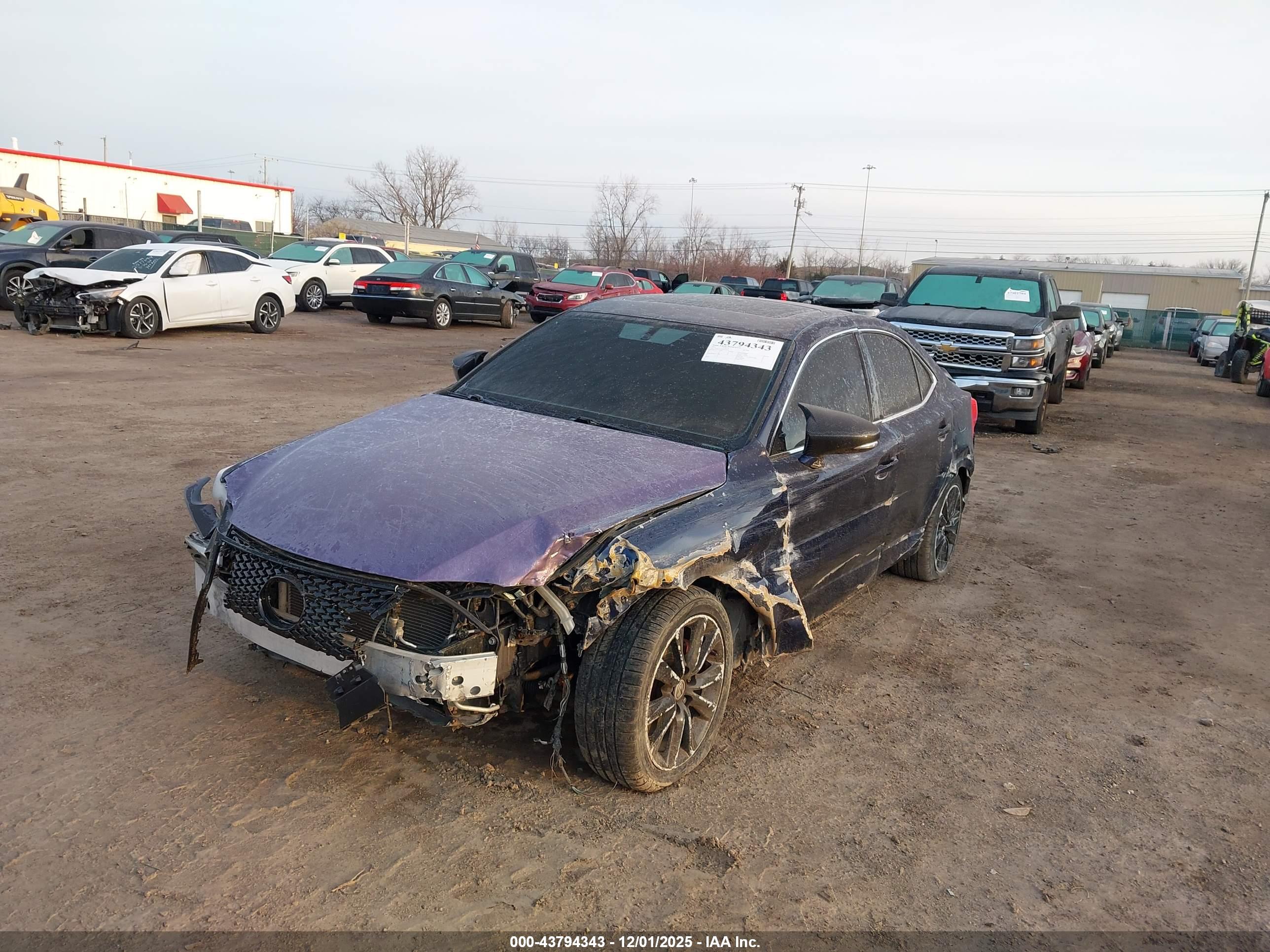 LEXUS IS image 6