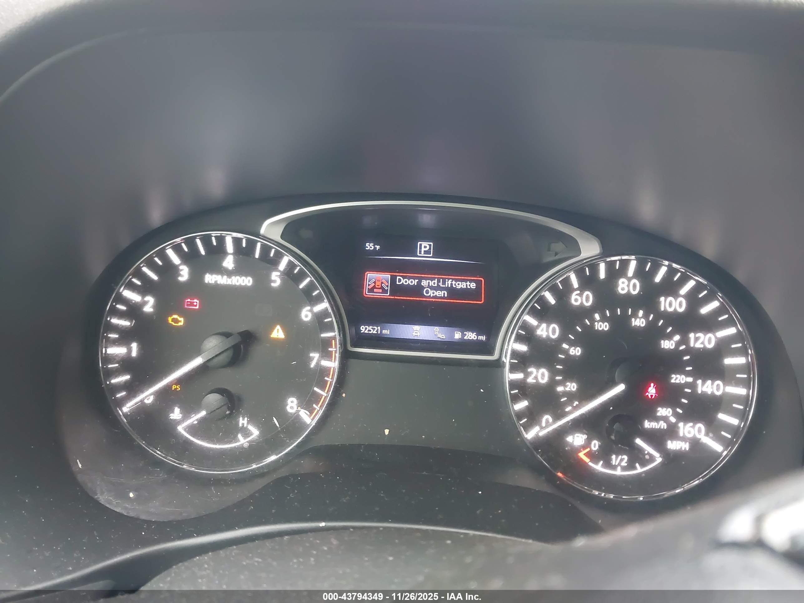 NISSAN PATHFINDER image 7