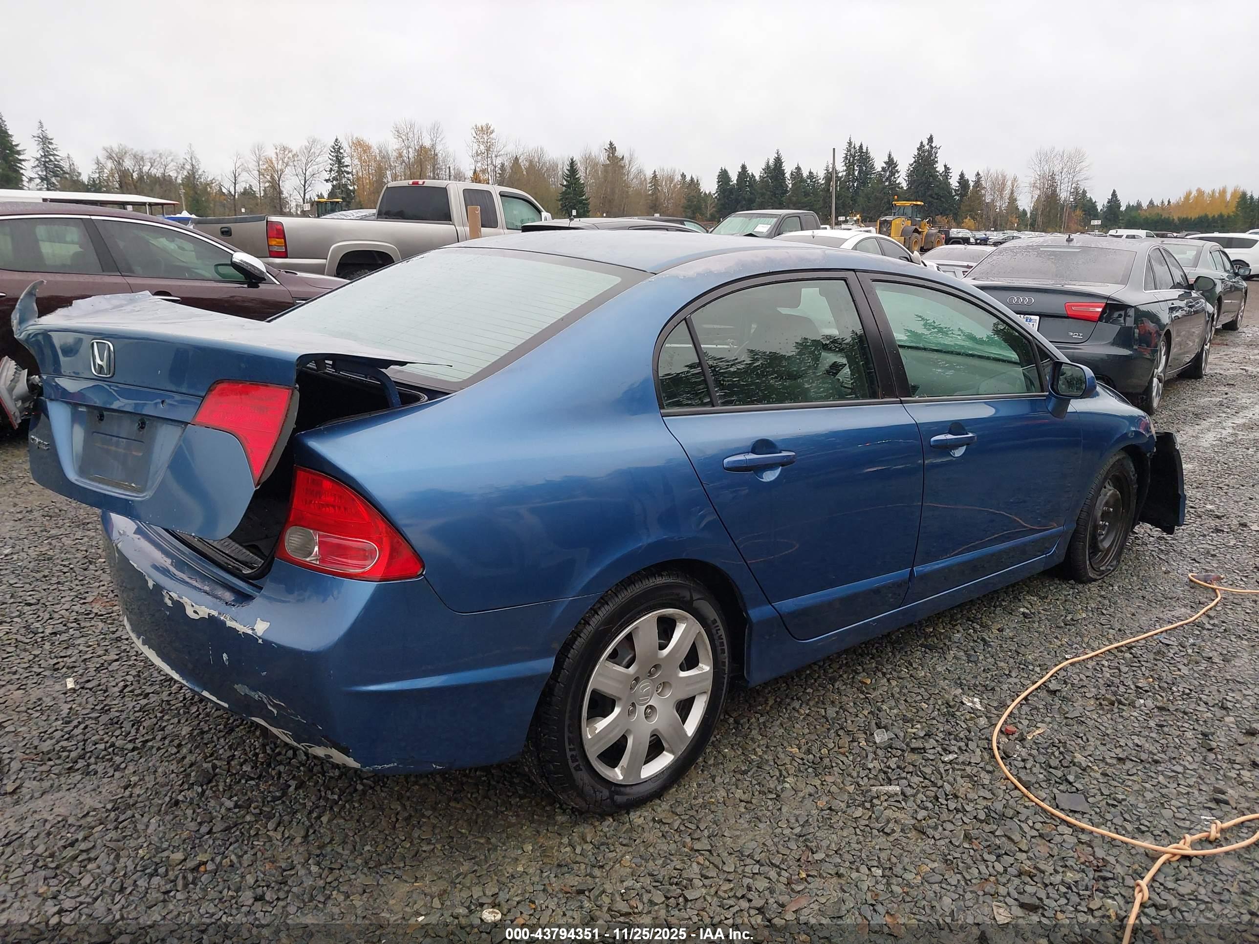HONDA CIVIC image 4