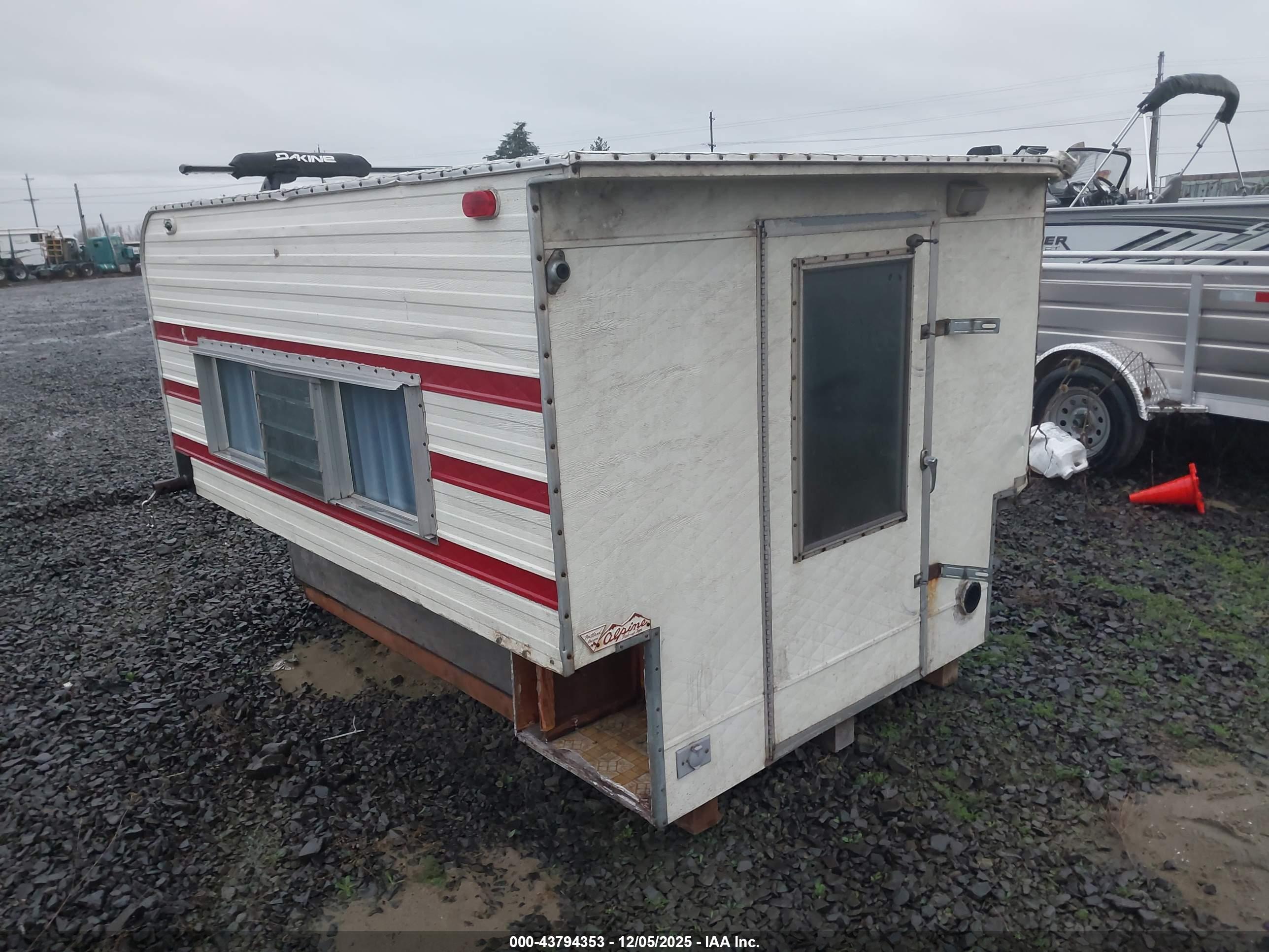 ALPINE TRUCK image 4