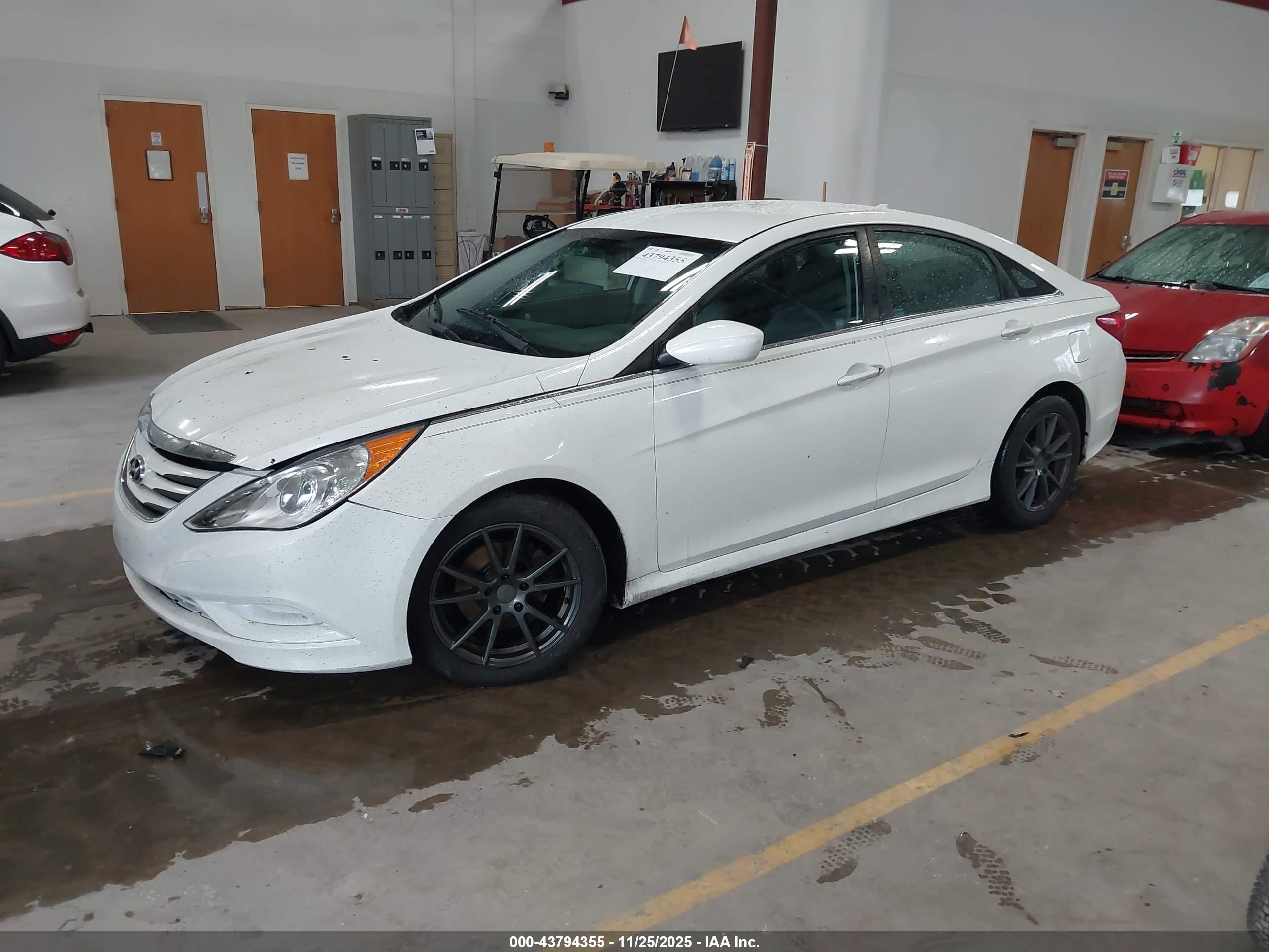 HYUNDAI SONATA image 2