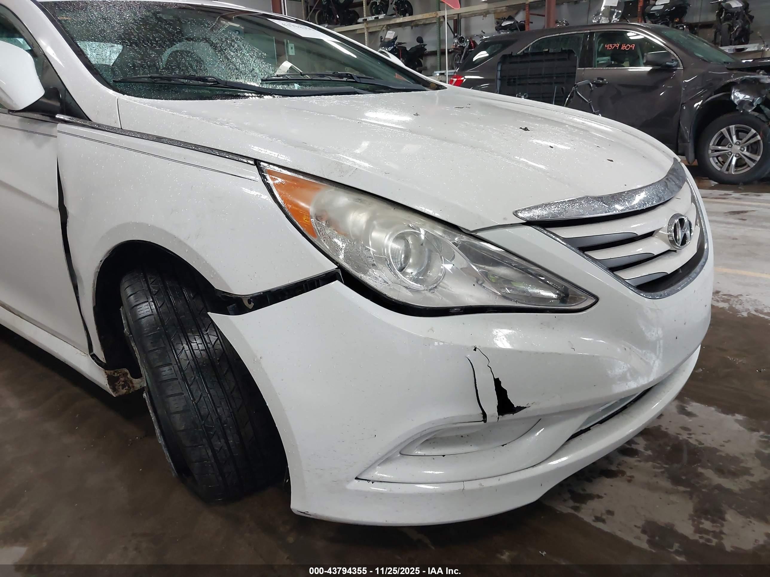 HYUNDAI SONATA image 6