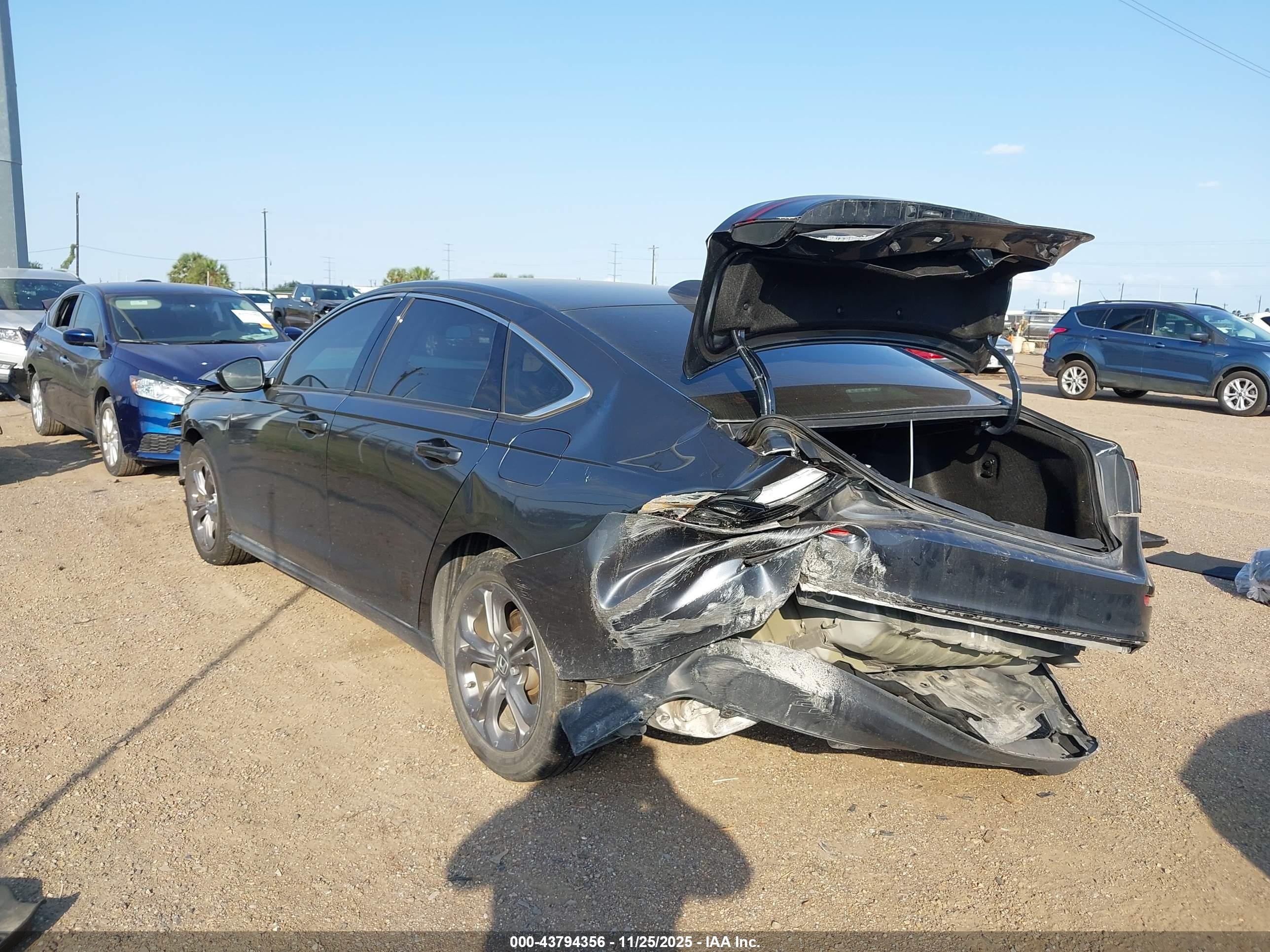 HONDA ACCORD image 3