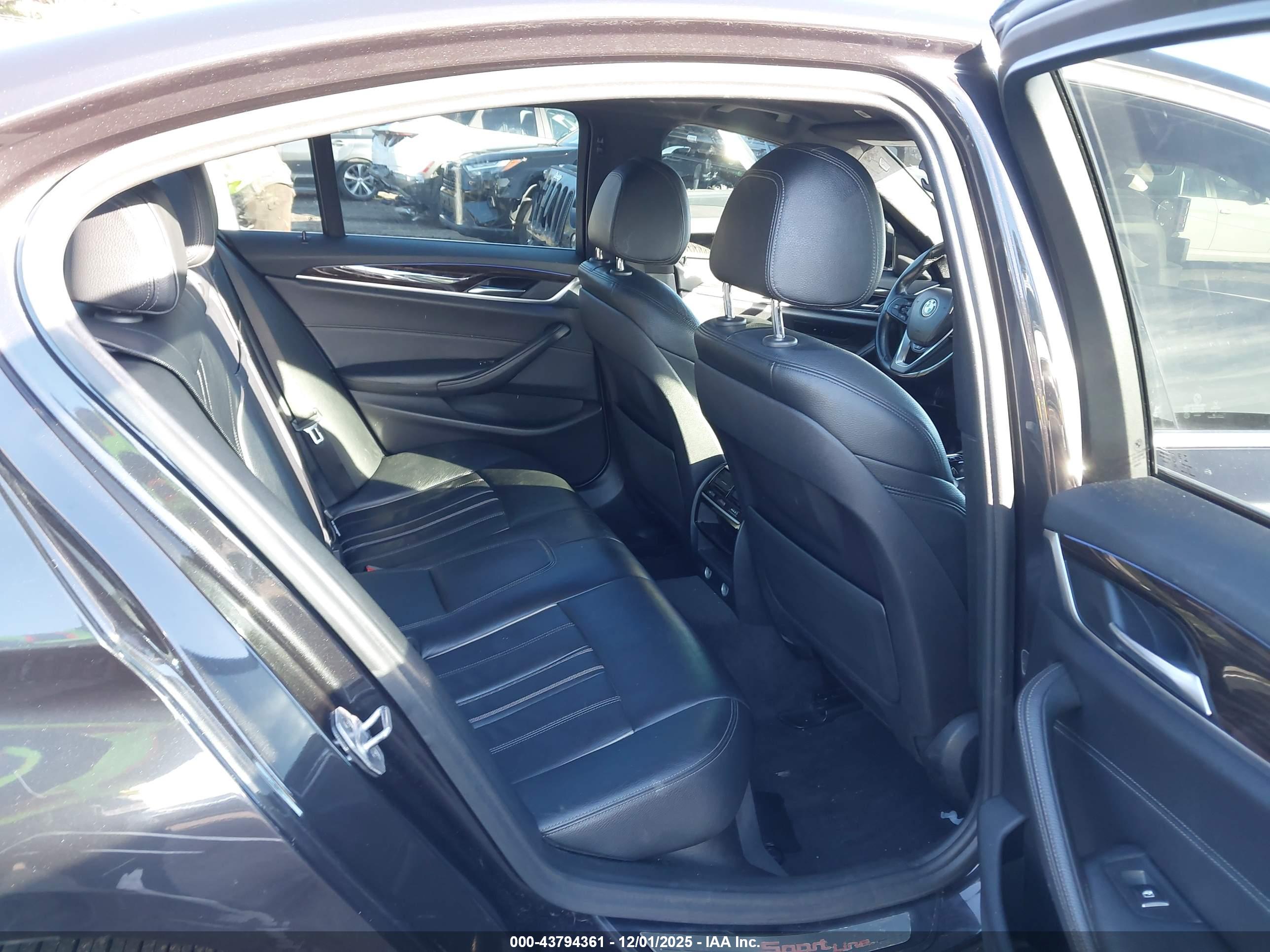 BMW 530I image 8