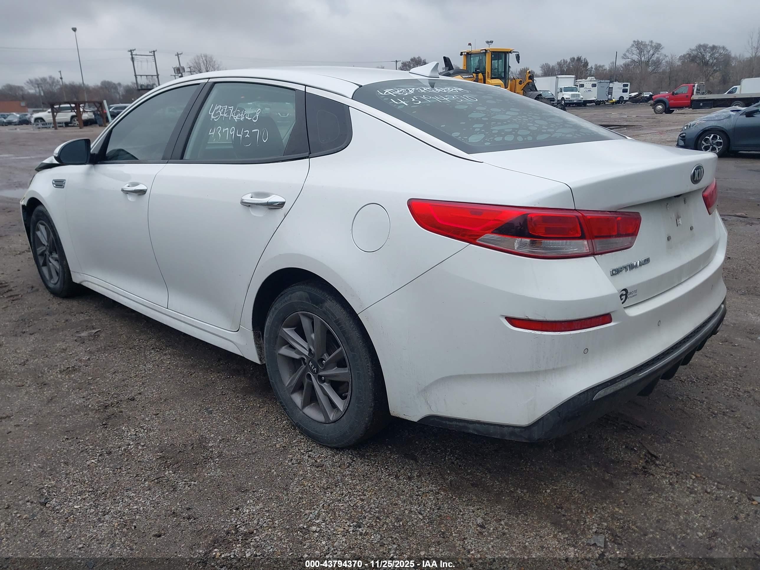 KIA OPTIMA image 3