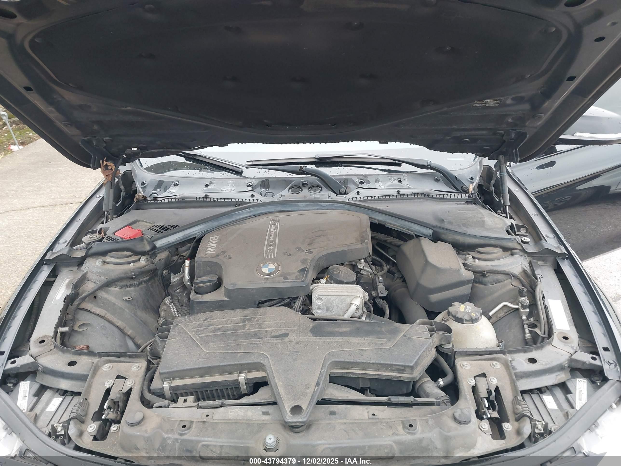 BMW 328I image 10